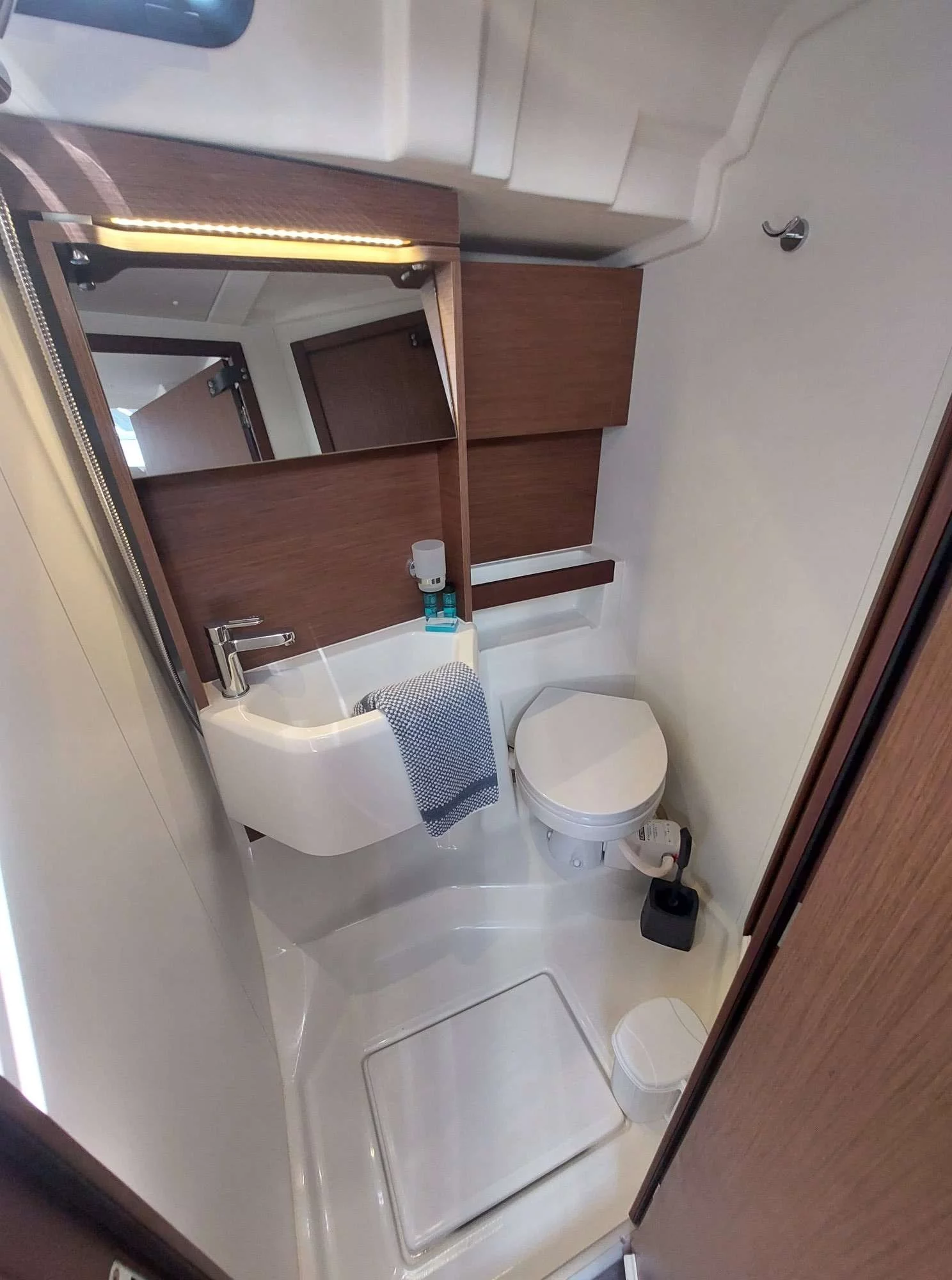 Oceanis 51.1/ 3 cabins - owner's version (Ifestion)  - 2