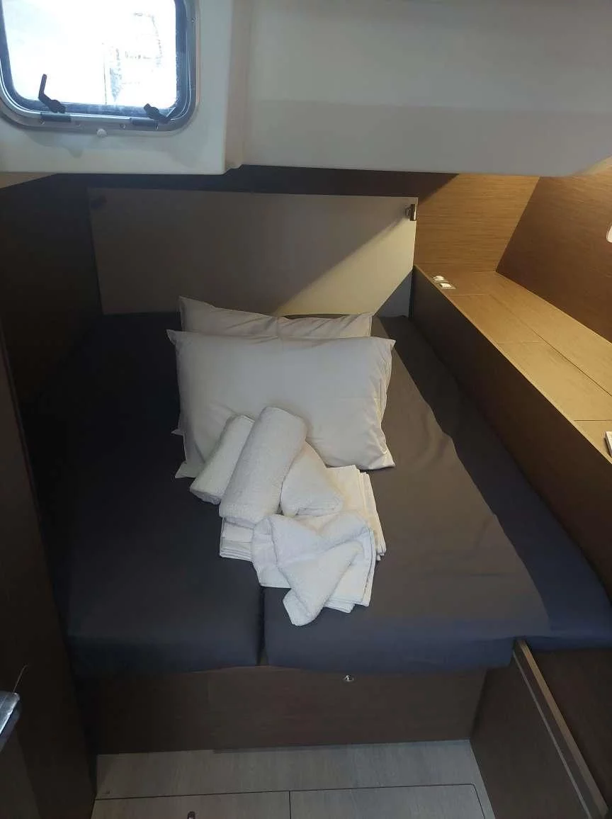 Oceanis 51.1/ 3 cabins - owner's version (Ifestion)  - 12