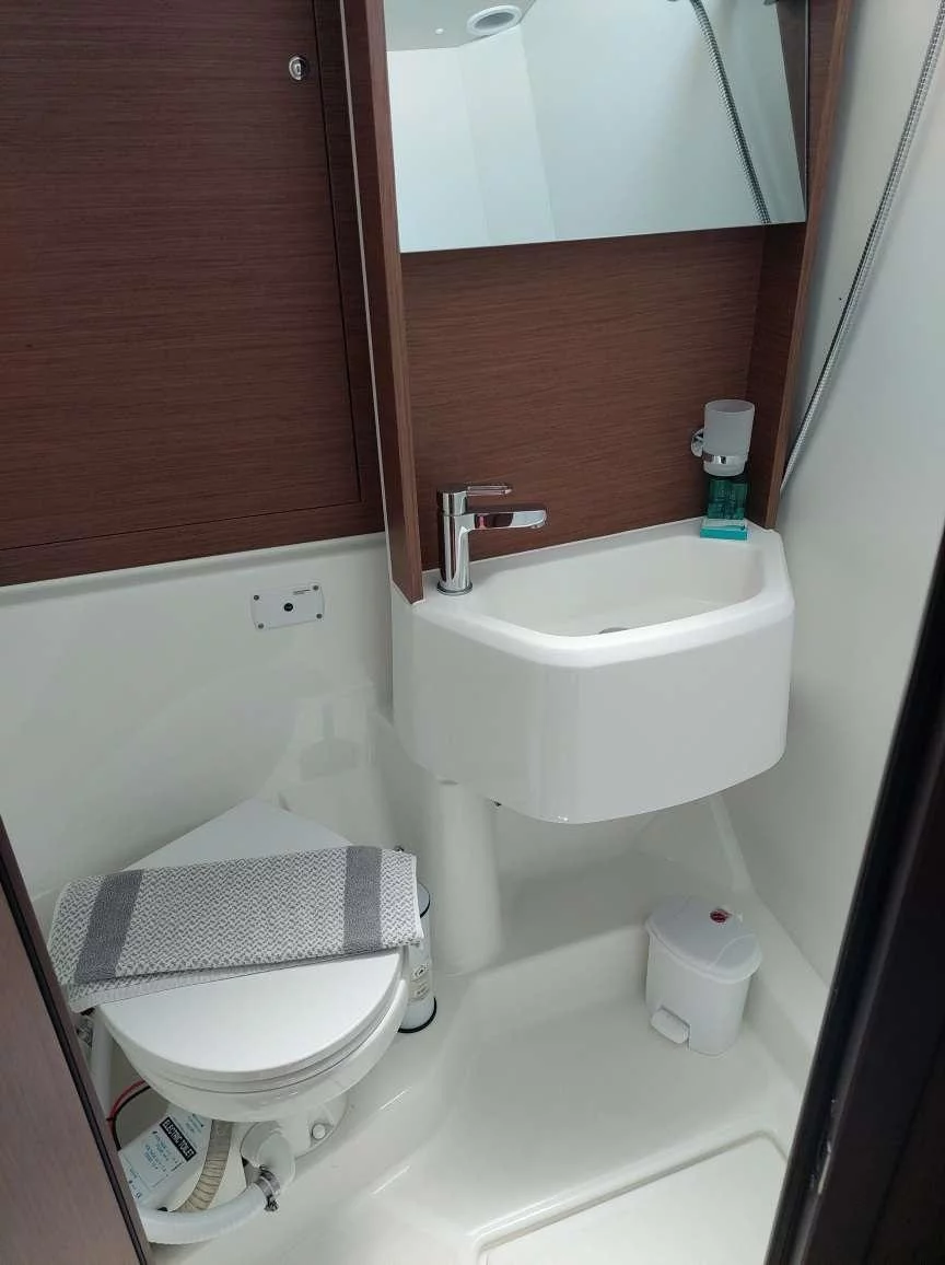 Oceanis 51.1 - 6 Cabins (Omiros)  - 16