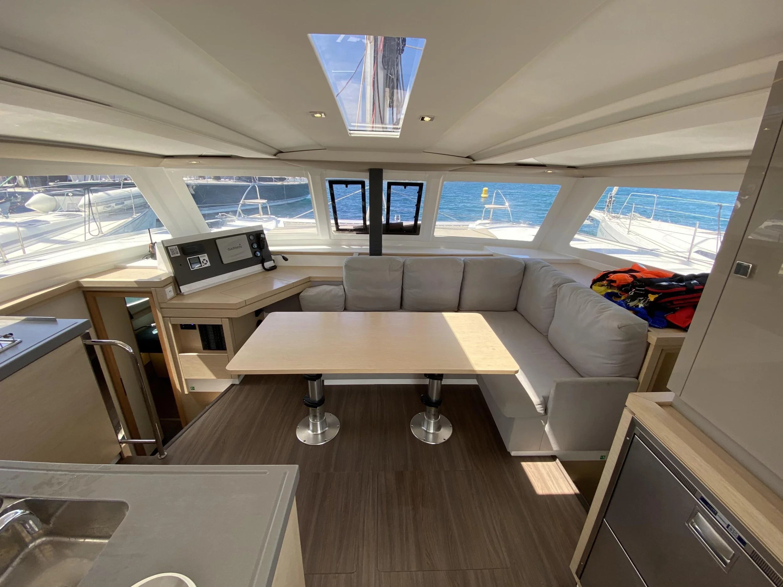 Lucia 40 (Papaya (!!!from Monday!))) Interior image - 3