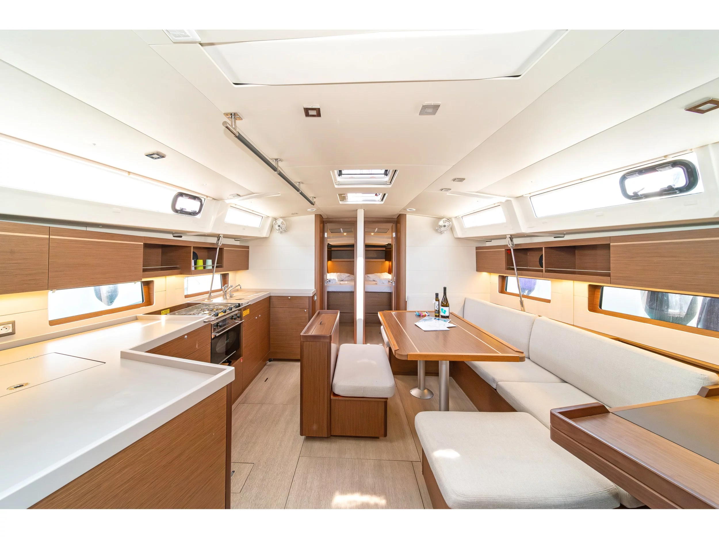 Oceanis 46.1 (Joanna) Interior image - 7
