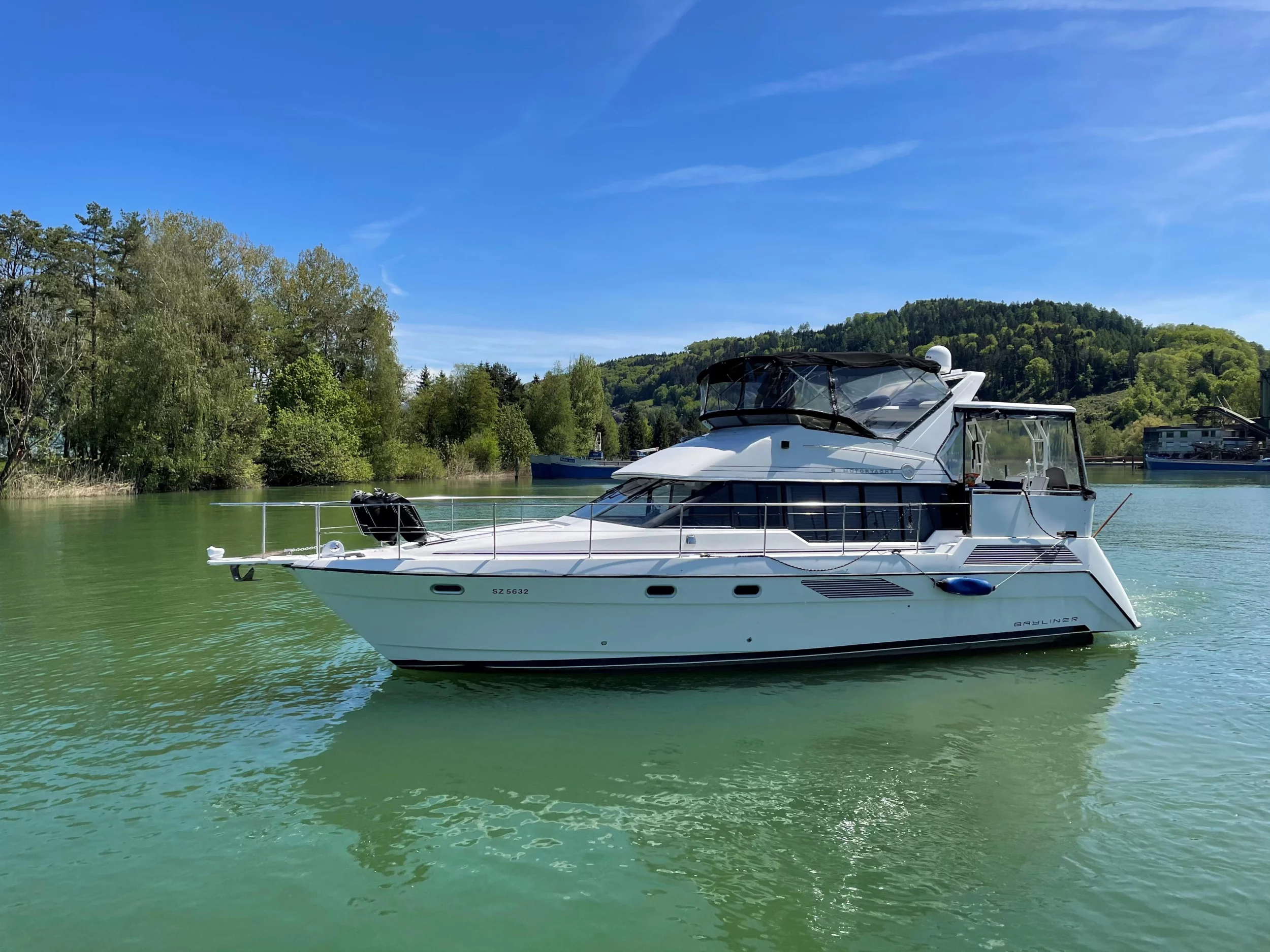 Bayliner 45 (Alexandra) Main image - 0