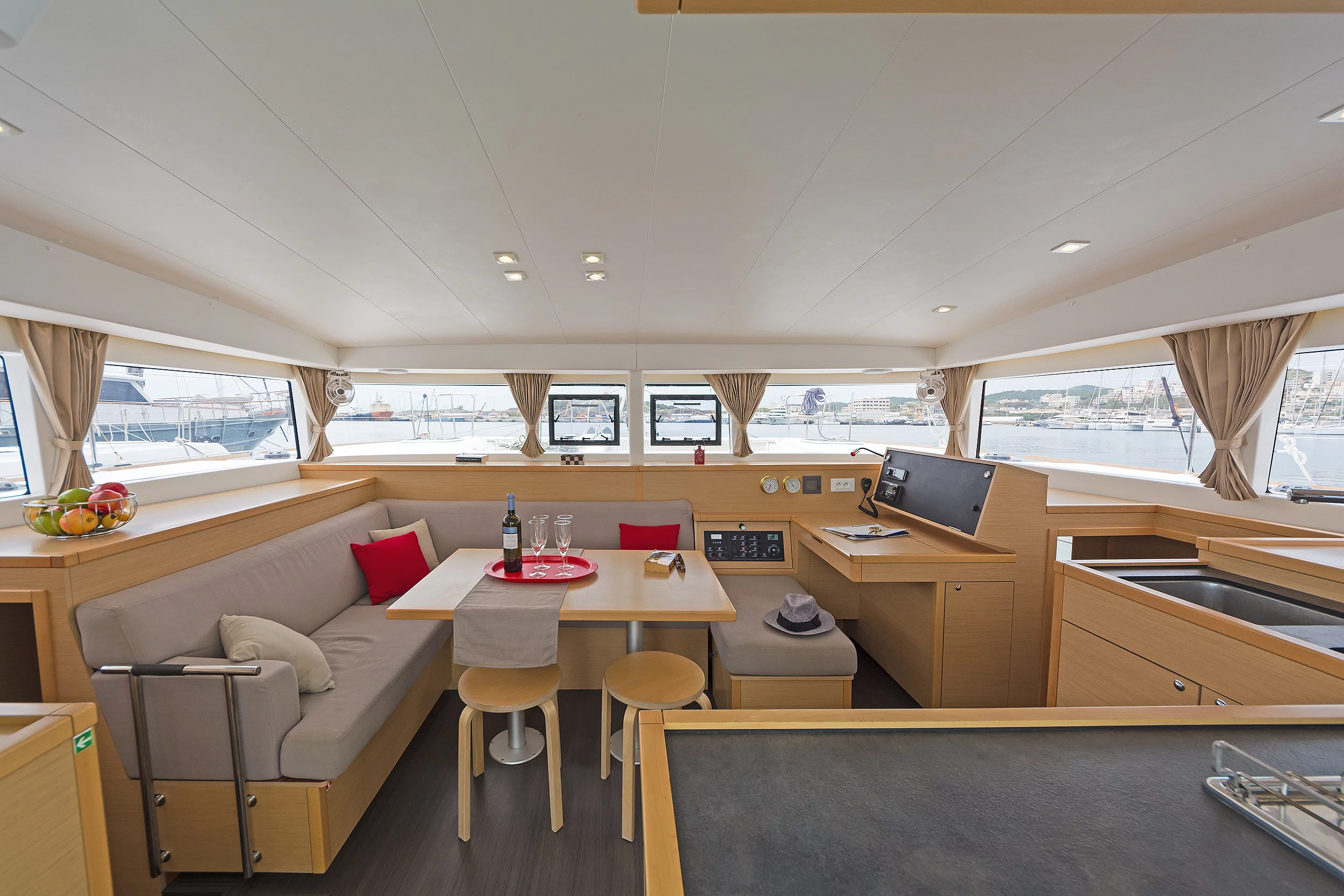 Lagoon 400S2 (Libre)  - 10