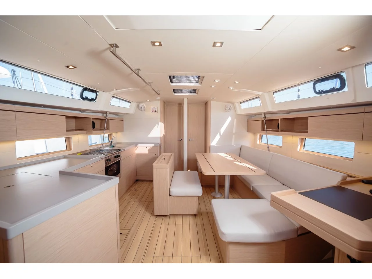 Oceanis 46.1 (Utopia) Interior image - 13