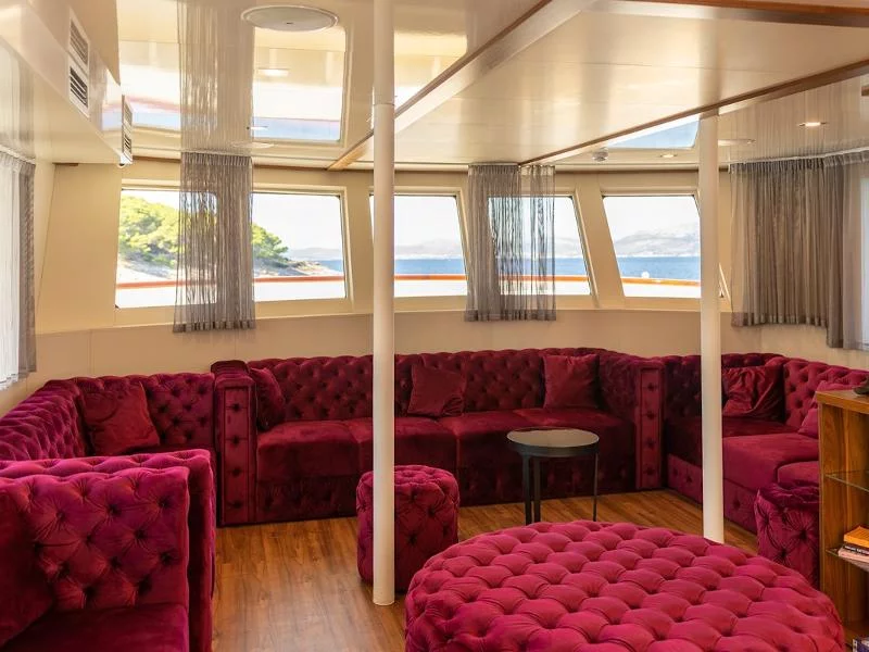 Motoryacht YOLO (Yolo)  - 24