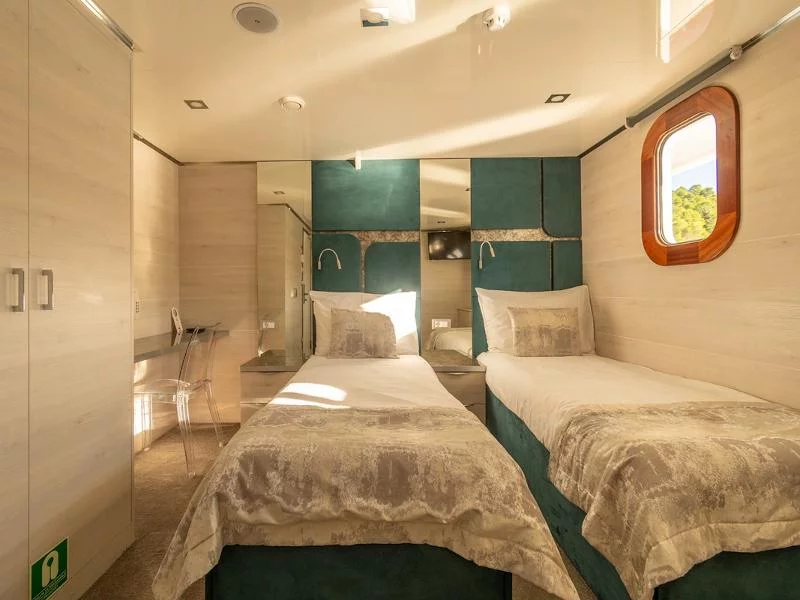 Motoryacht YOLO (Yolo)  - 1