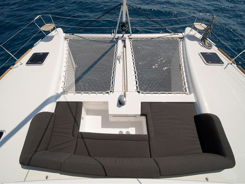 Photo #2 - Lagoon 450 Flybridge (ANNIE) in Athens - 13717