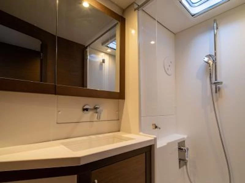 Lagoon 450 Flybridge (ANNIE)  - 9