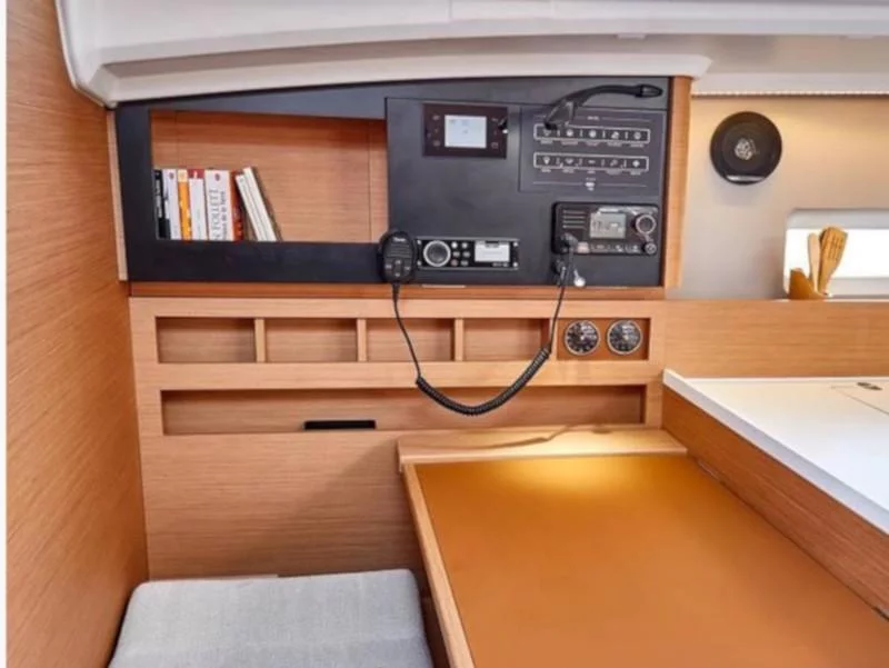 Sun Odyssey 410 (Chimera)  - 13