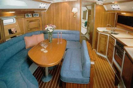 Catalina 42 (Tintaro) Interior image - 5