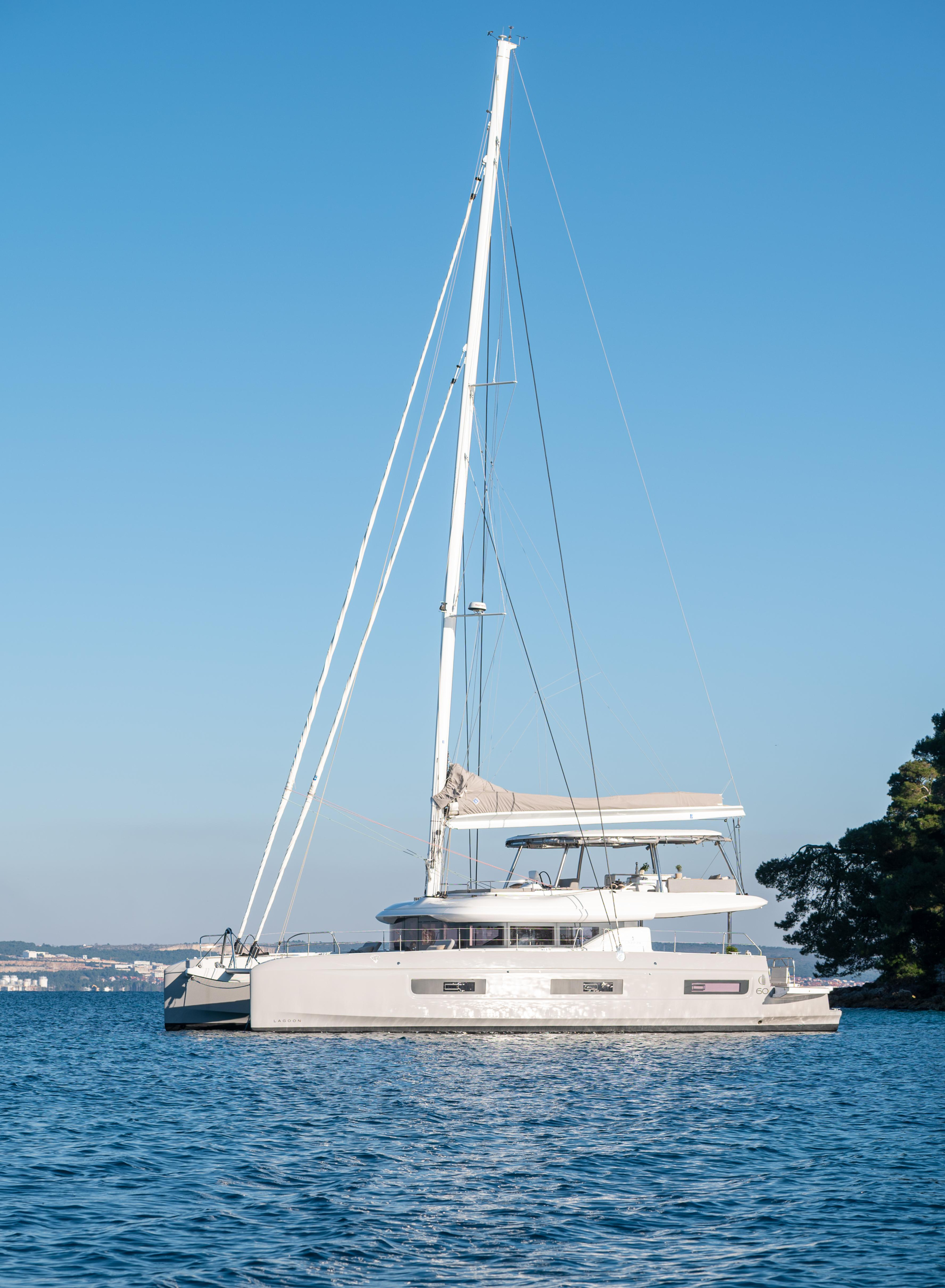 Photo #18 - Lagoon 60 (DIAMOND DIVA) in Sukosan - 22931