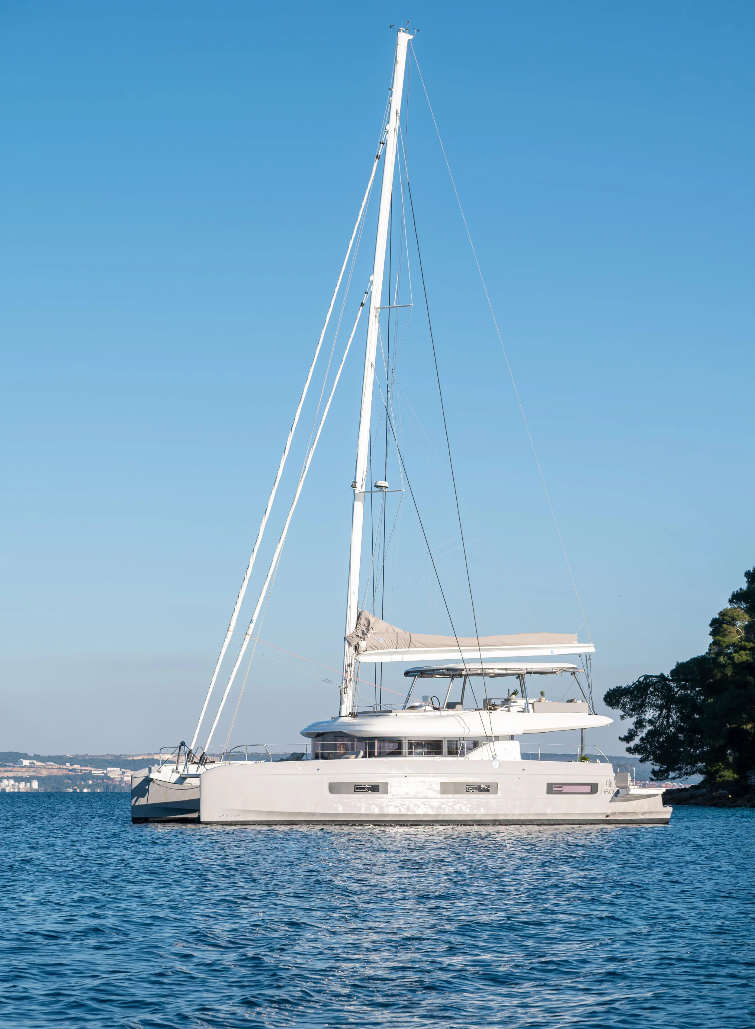 Lagoon 60 (DIAMOND DIVA)  - 17