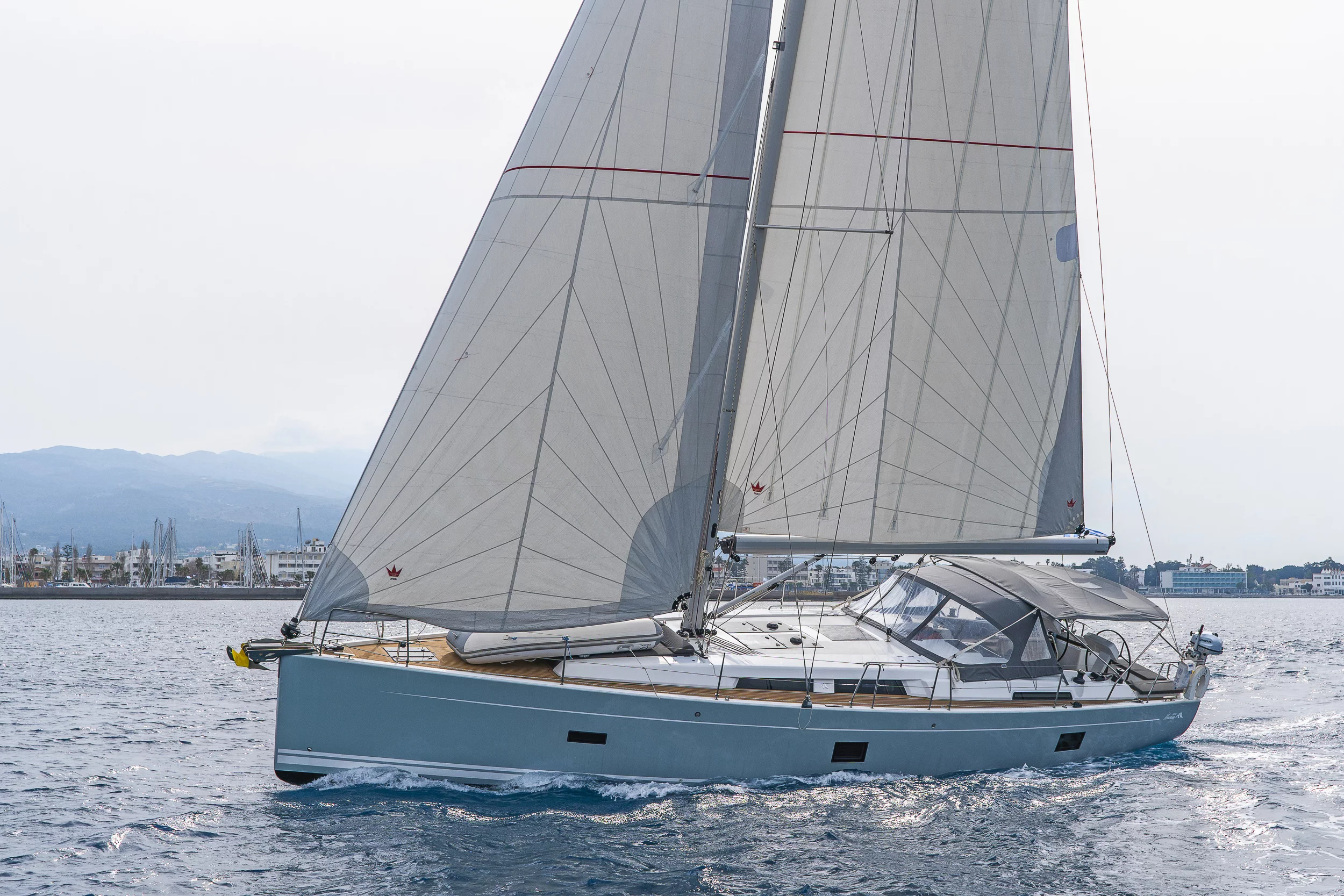 Hanse 458 (3 cab (Meraki of London)  - 3