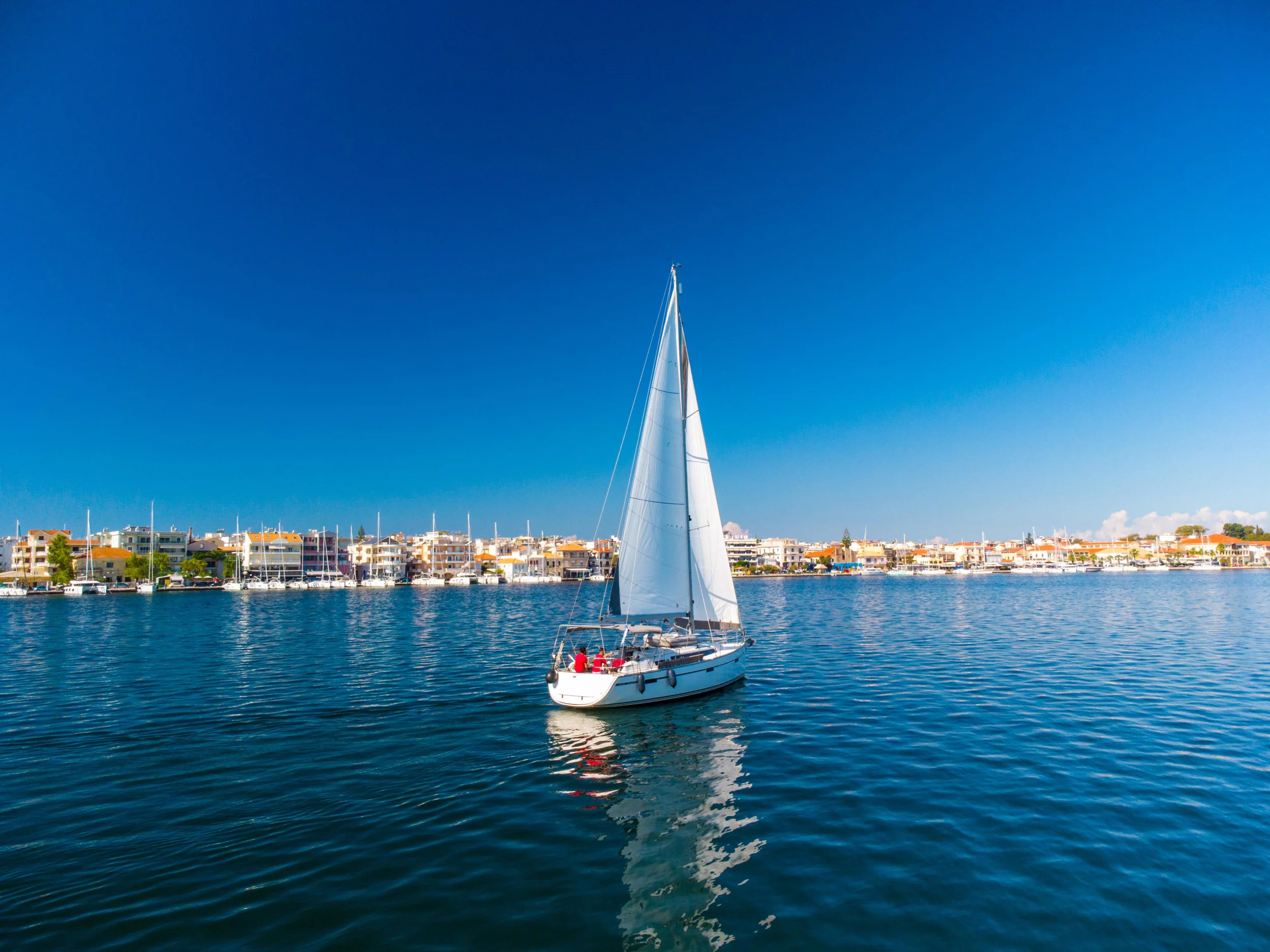 Bavaria 37 Cruiser (Happy Jack) ext 2 - 5