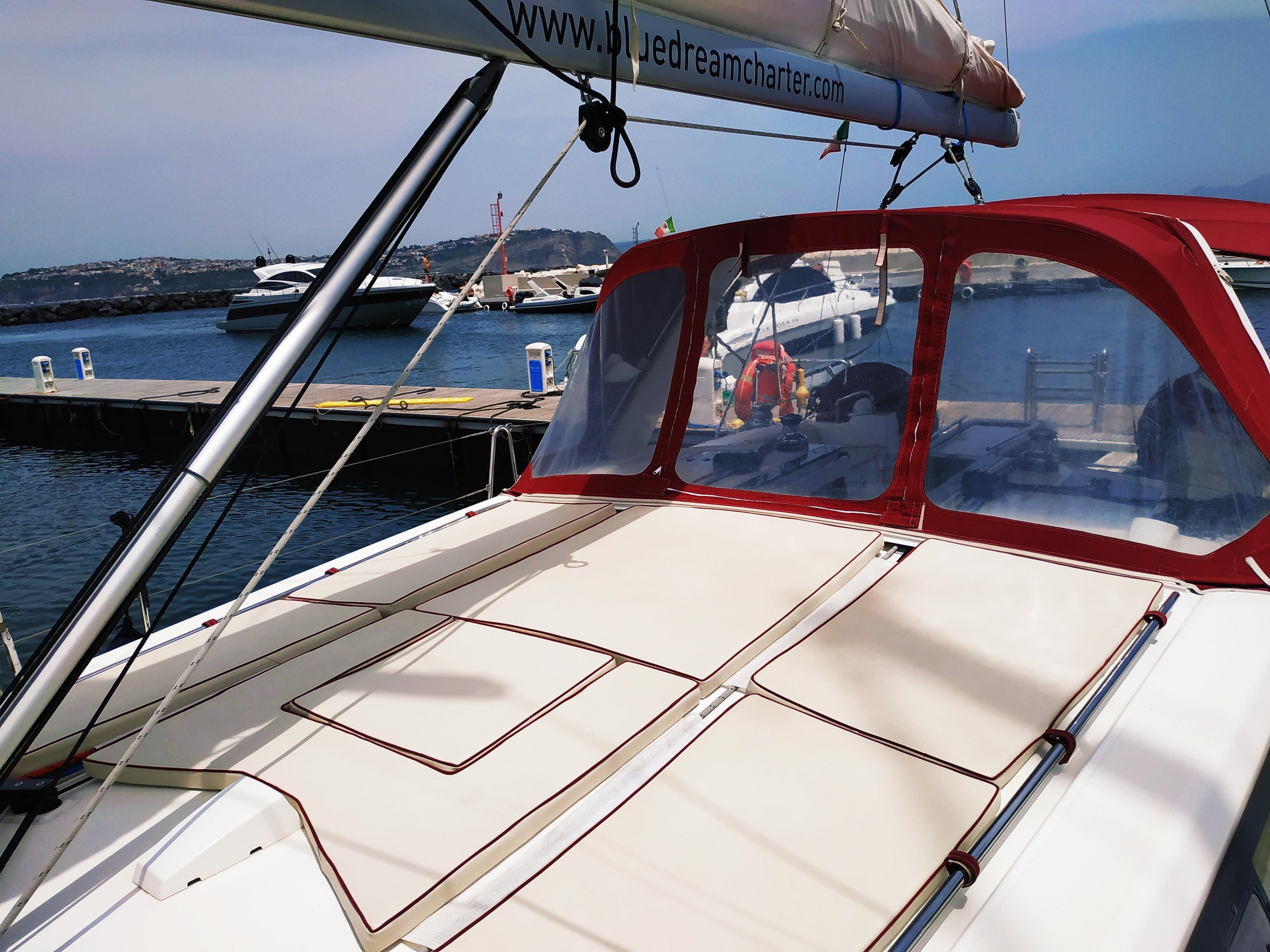 Photo #2 - Oceanis 45 (Aleph) in Procida - 15110