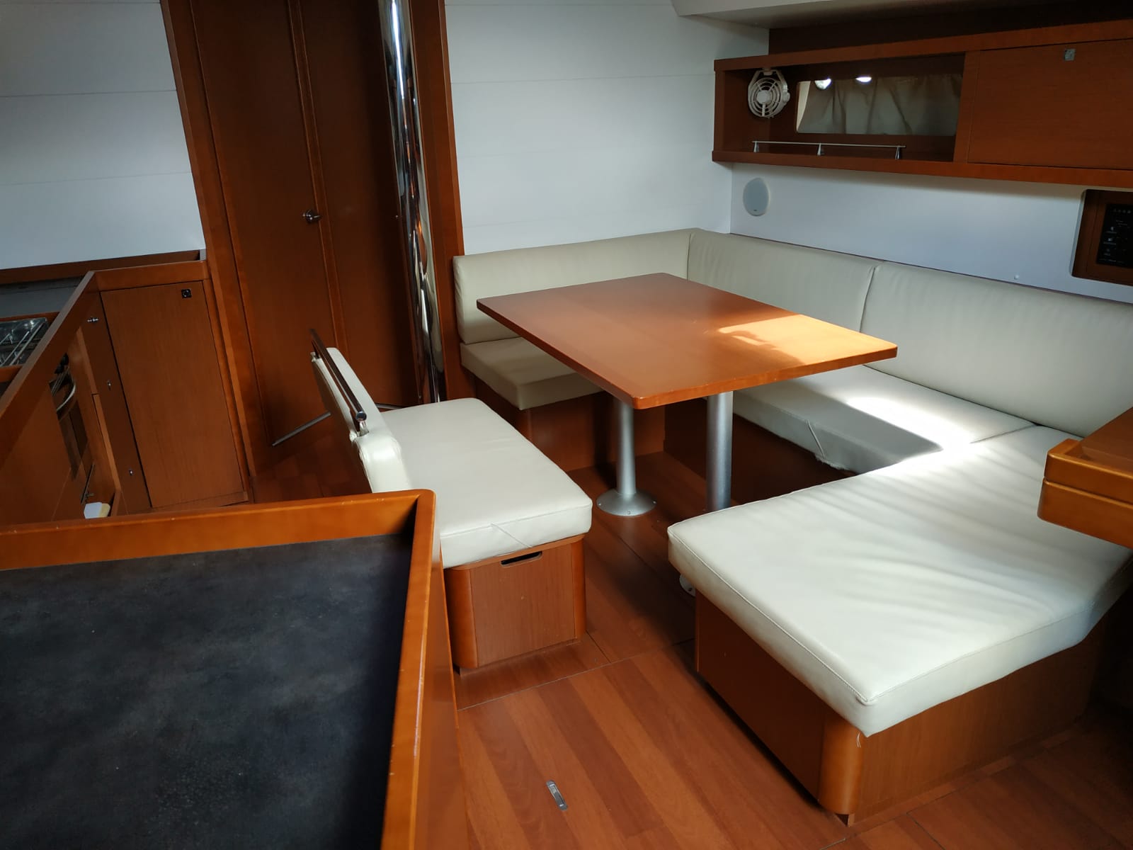 Photo #10 - Oceanis 45 (Aleph) in Procida - 15110