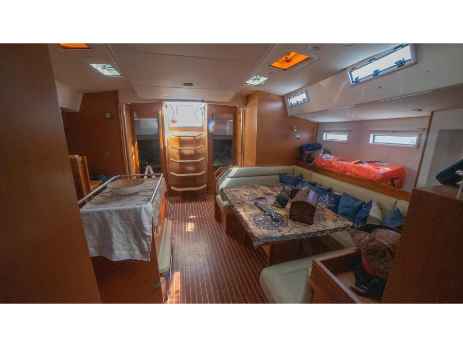 Bavaria 55 (Nefettiti) Interior image - 2