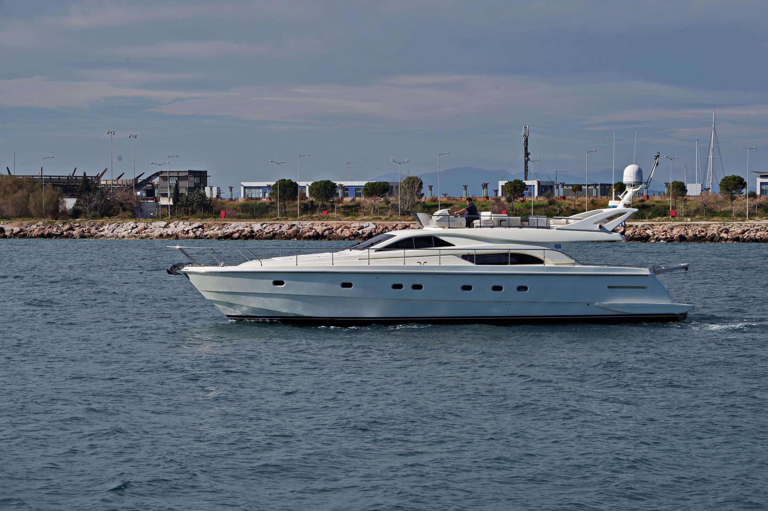 Photo #5 - Ferretti 57 Fly Anniversary (Palmyra) in Athen - 15241