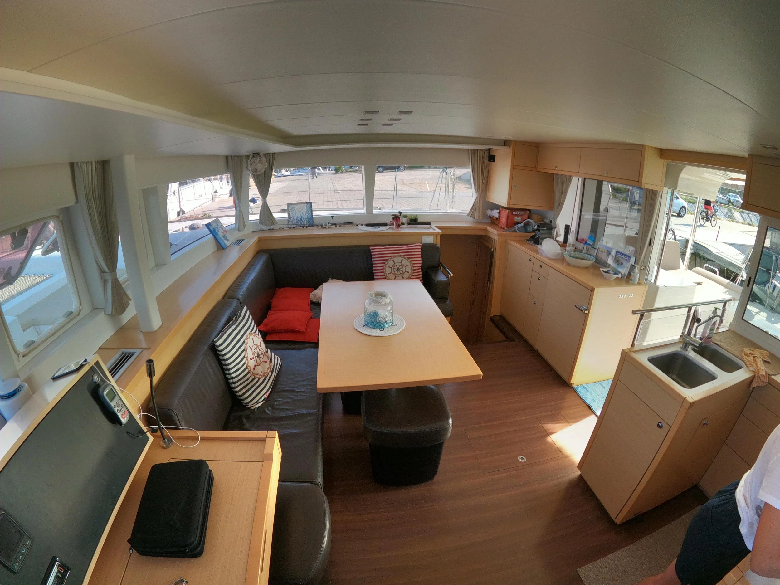 Lagoon 450 Flybridge (Zia Nella) Interior image - 34