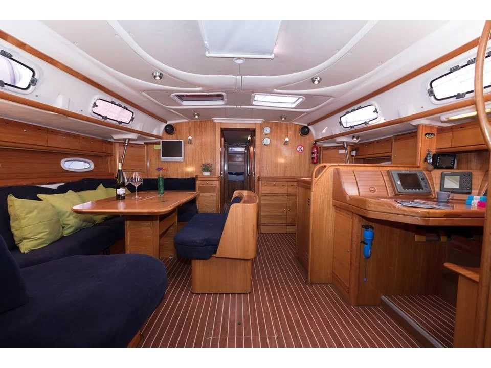 Bavaria 50 Cruiser (CARAIBIX) Interior image - 3