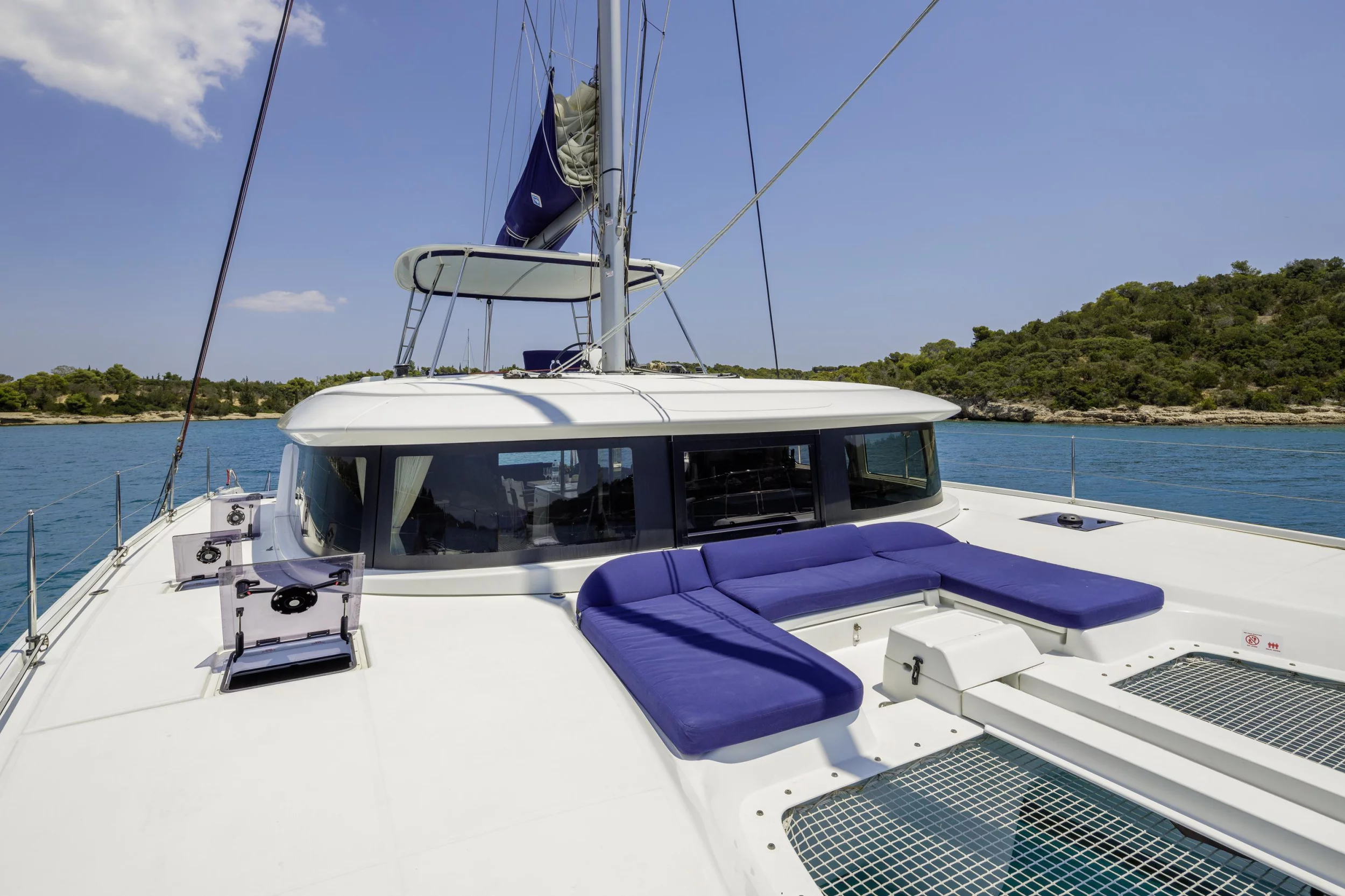 Lagoon 46 Owners Version (ZANGA)  - 18