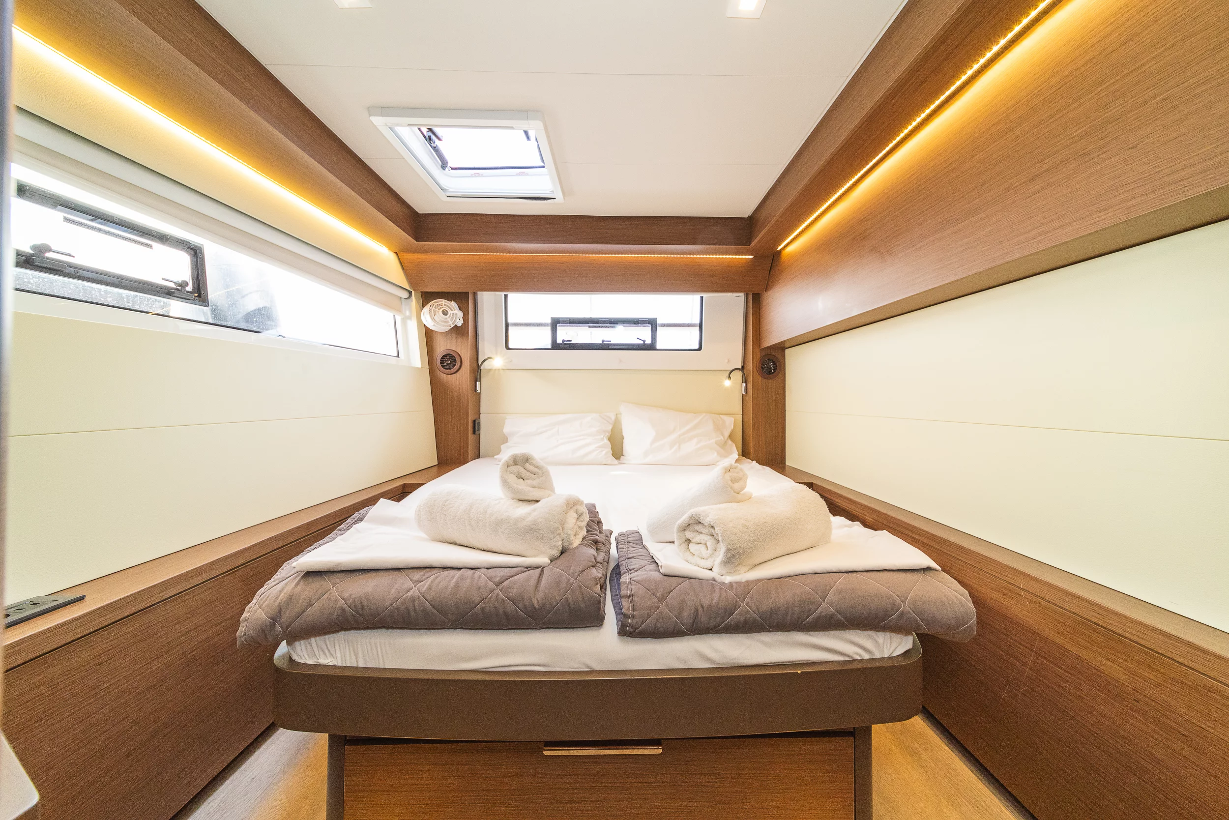 Lagoon 50 & GEN & WM (Reina (ONLY SKIPPERED))  - 3