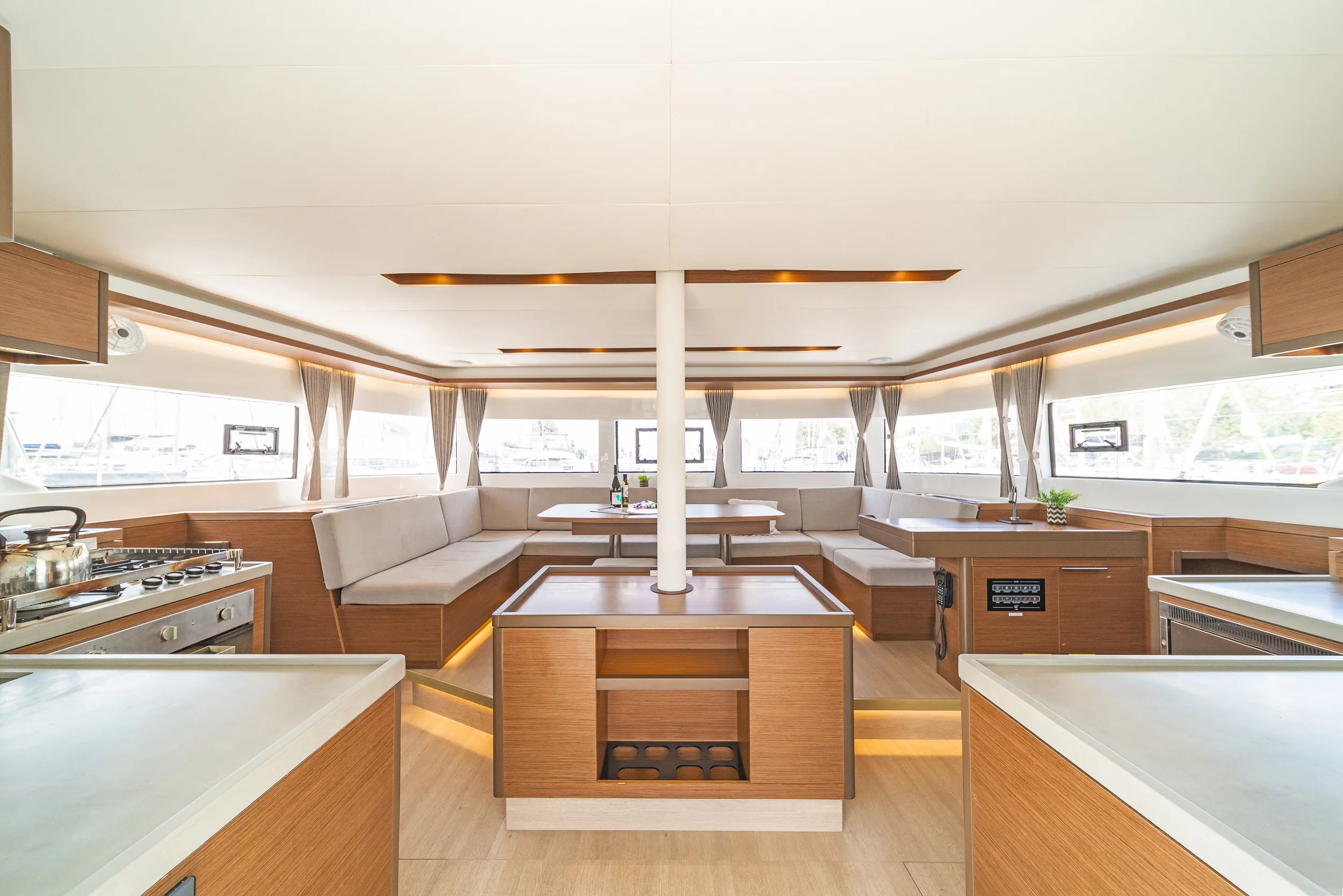 Lagoon 50 & GEN & WM (Reina (ONLY SKIPPERED))  - 17