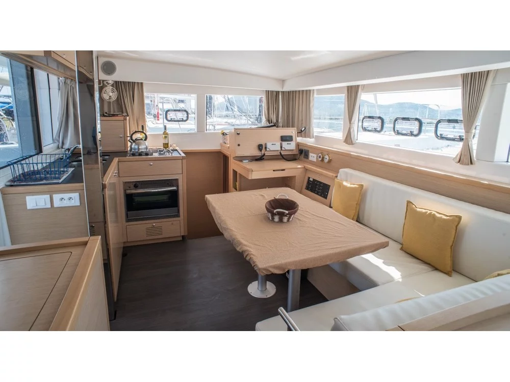 Lagoon 39 (EXPLORER) Interior image - 11