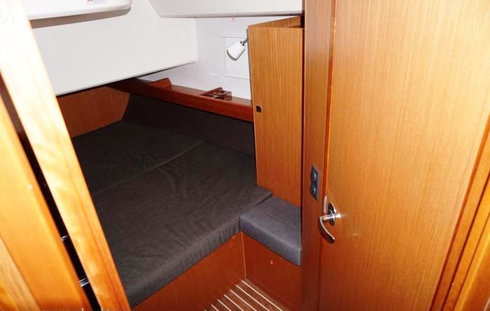 Bavaria 46 Cruiser — photo 32