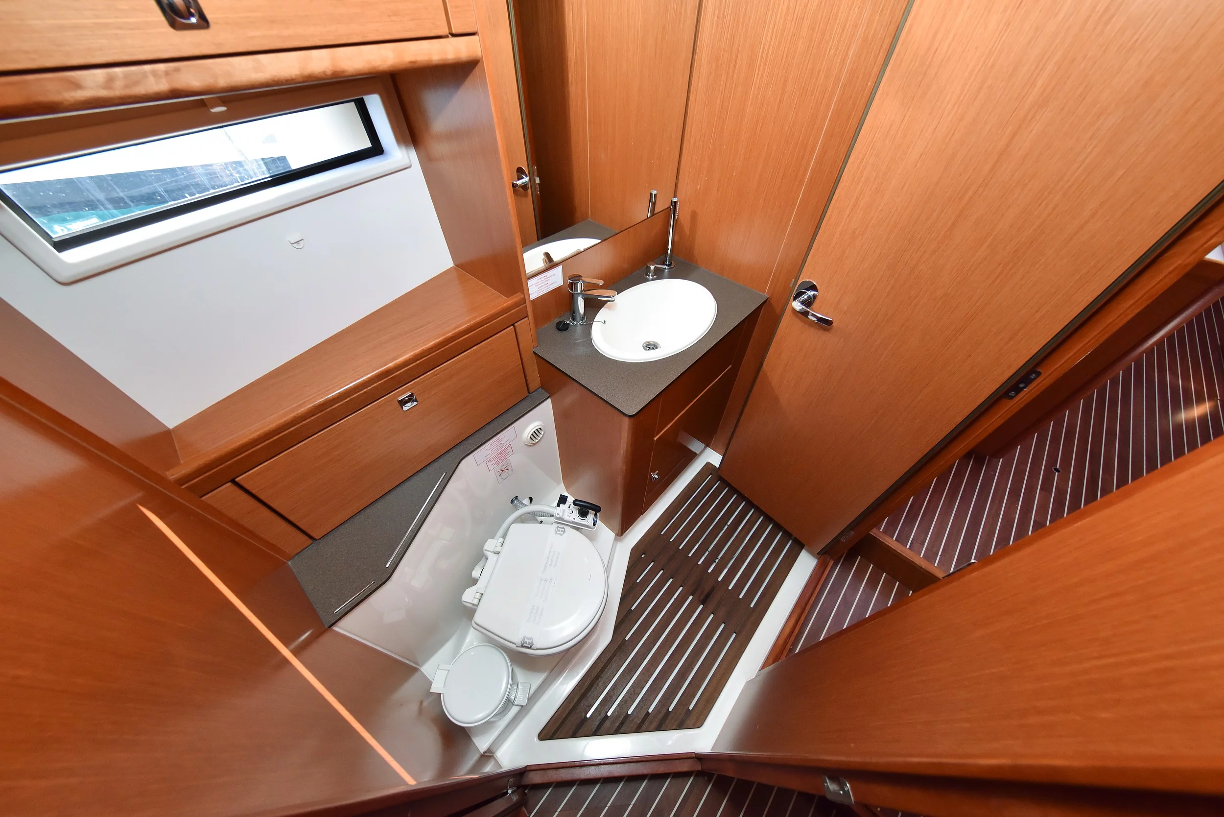 Bavaria Cruiser 56 (FAT BOY)  - 17