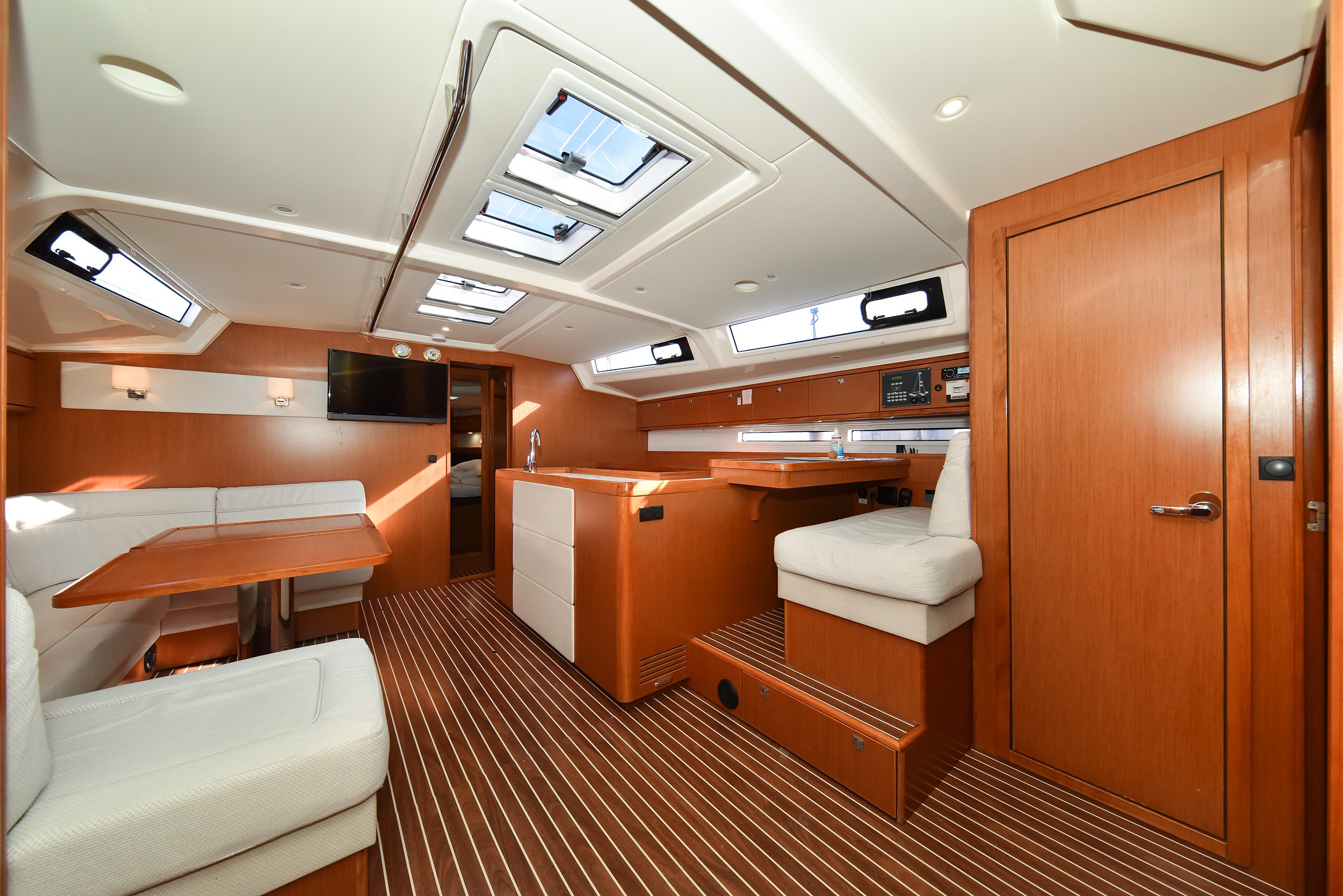 Photo #15 - Bavaria Cruiser 56 (FAT BOY) in Zara - 14702