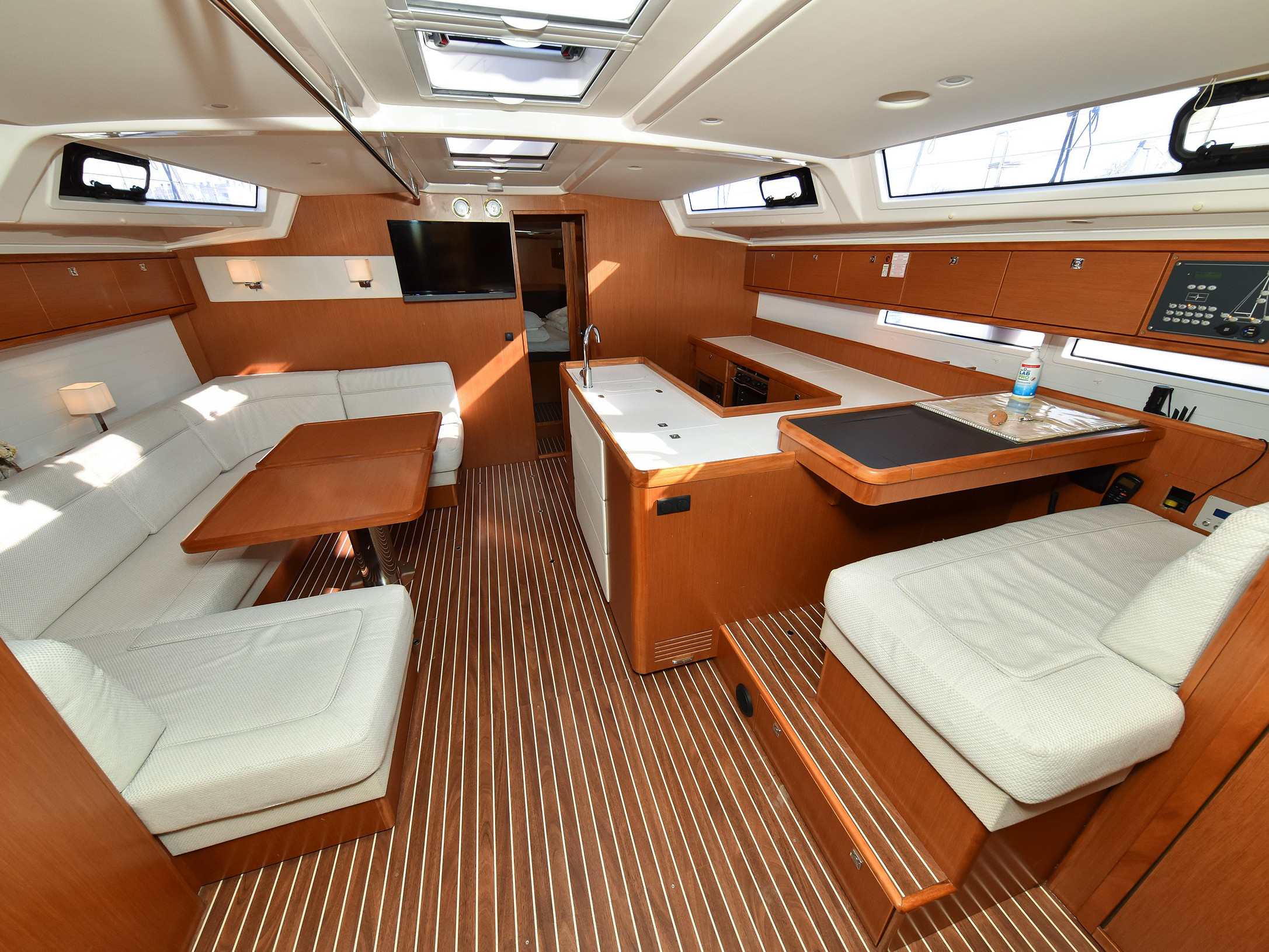 Photo #55 - Bavaria Cruiser 56 (FAT BOY) in Zara - 14702