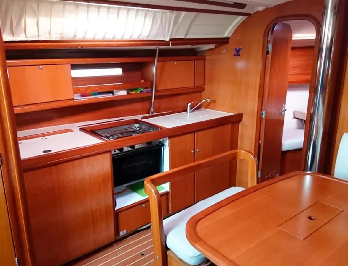 Dufour 385 Grand Large (Machimbombo)  - 8