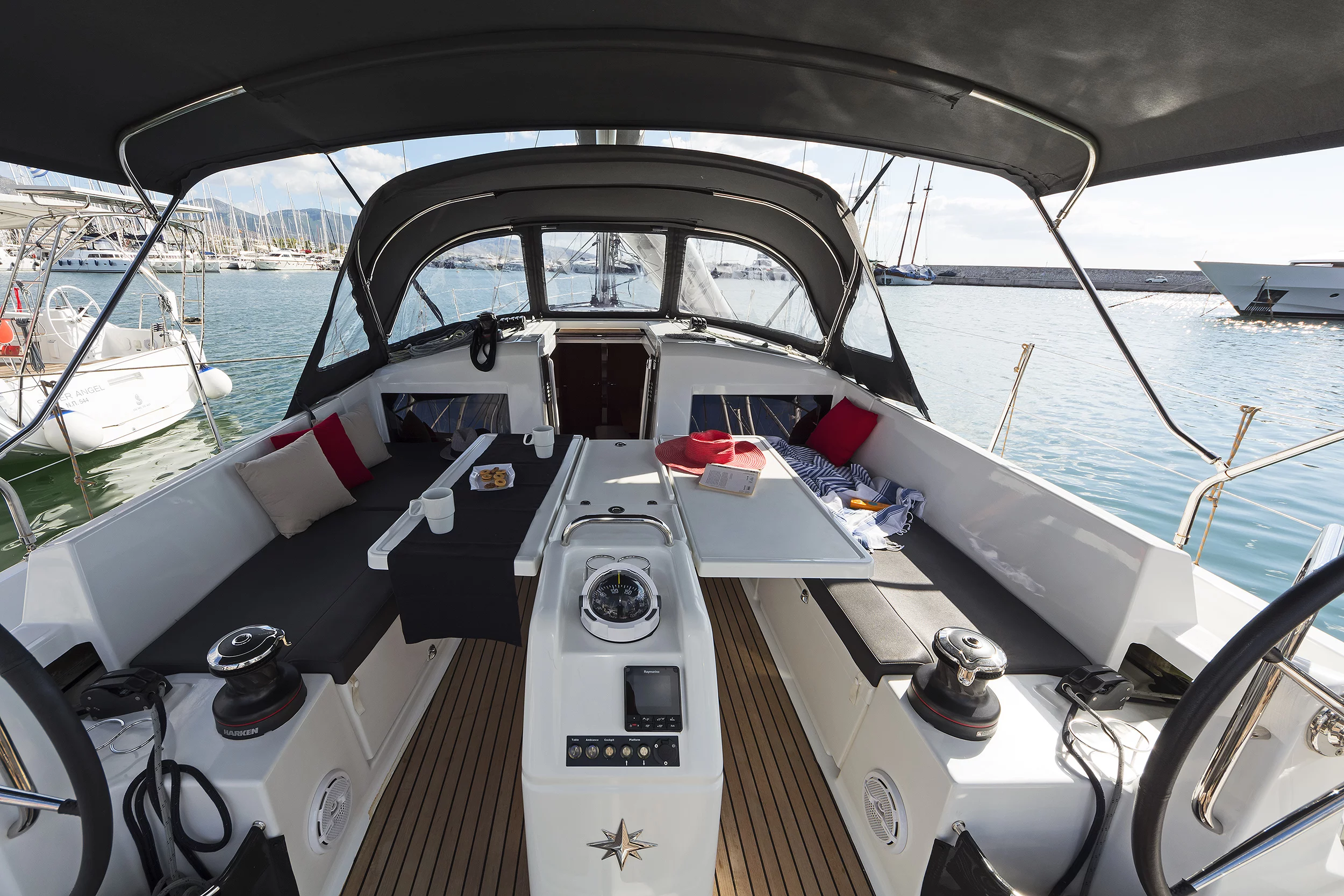 Sun Odyssey 440 (Dory)  - 16