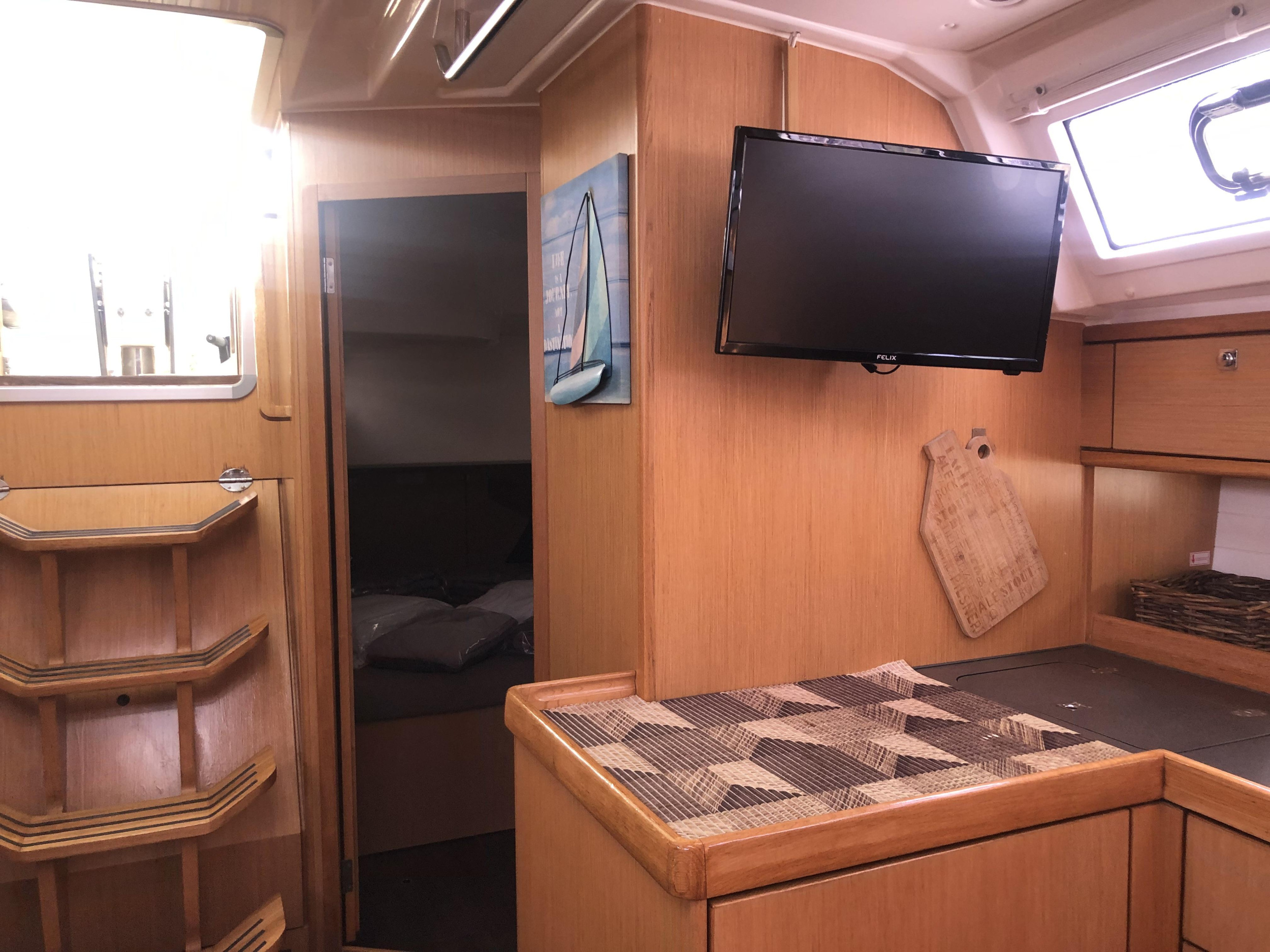 Bavaria 46 Cruiser — photo 10