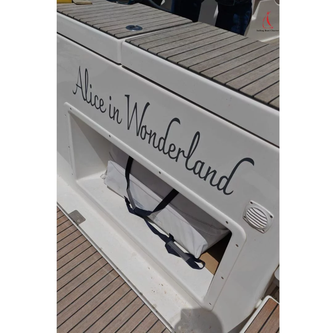 Dufour 430 Grand Large (Alice in Wonderland)  - 11