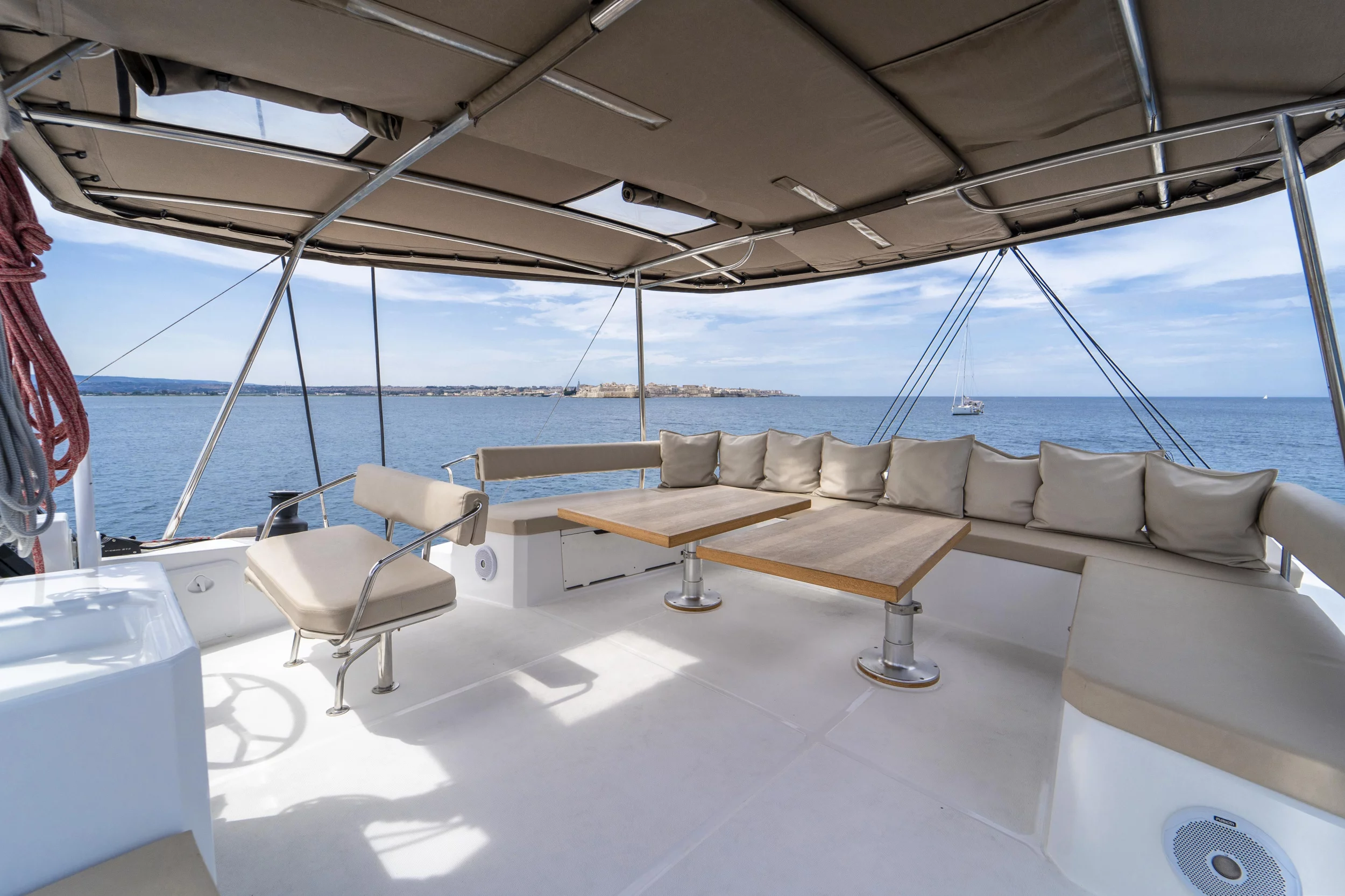 Bali 5.4. (Elena) Flybridge - 3