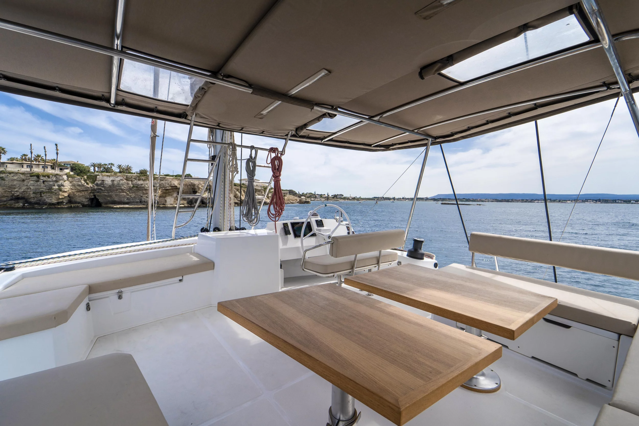 Bali 5.4. (Elena) Flybridge - 35