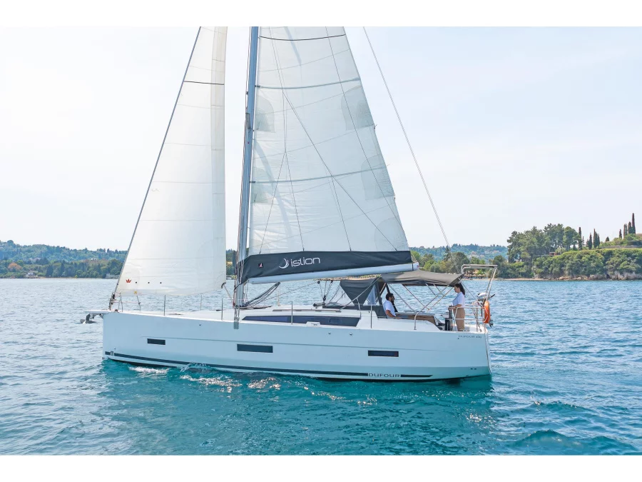 Dufour 430 (Ocean Whisper) Main image - 0