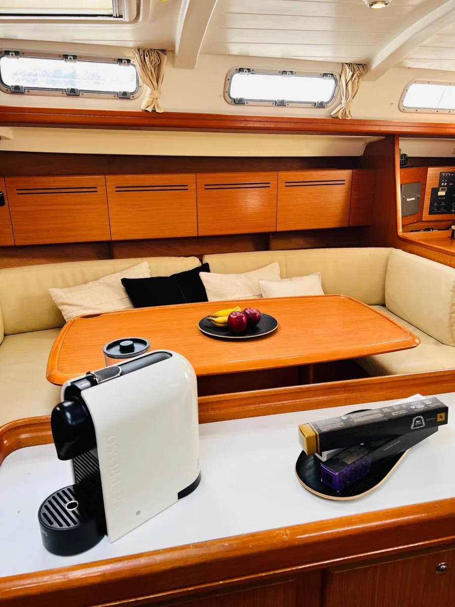 Cyclades 50.5 (Gentle Wind (, , electric heads, solar panel))  - 8