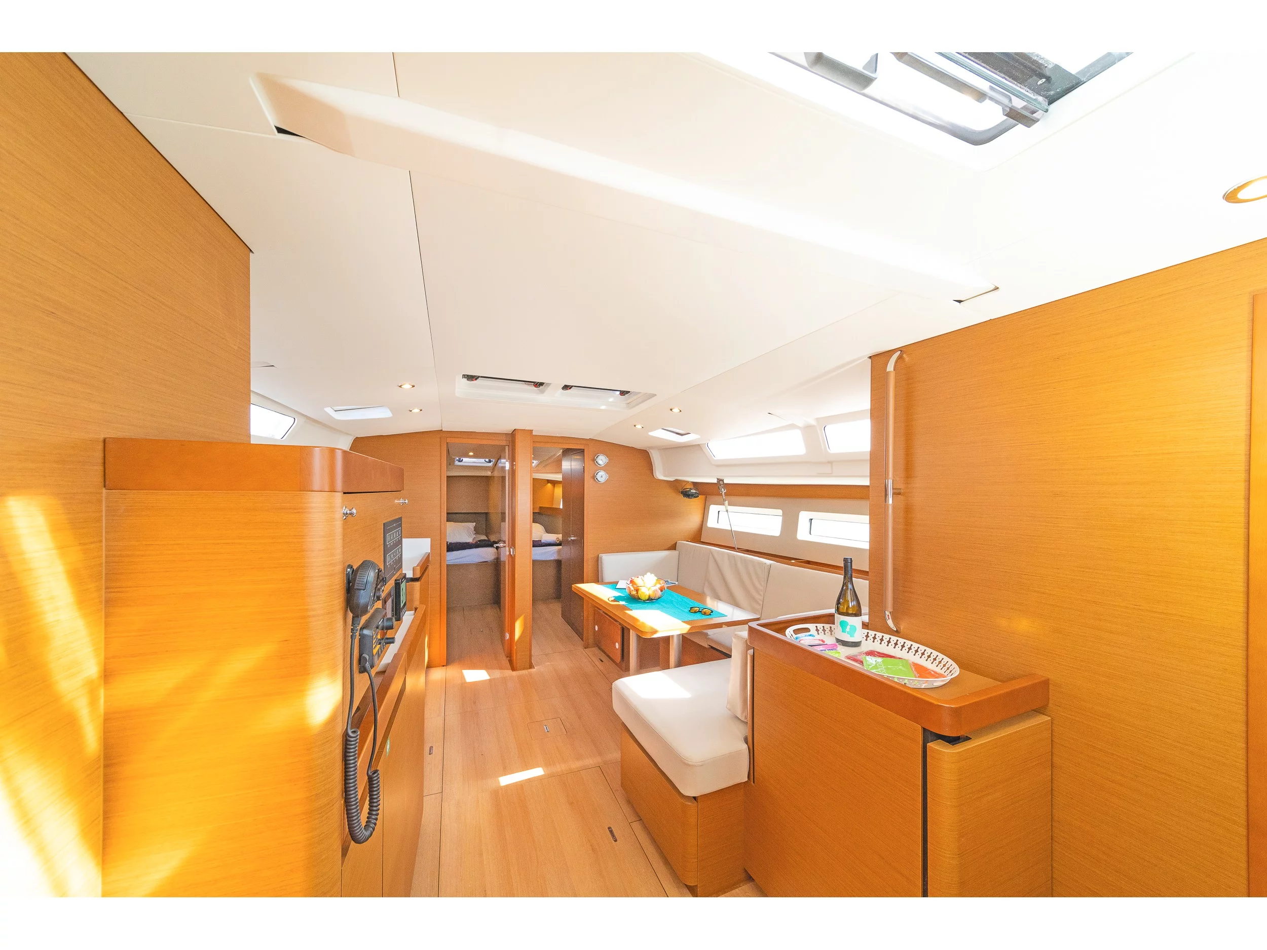 Sun Odyssey 490 4cab (Funsea) Interior image - 8