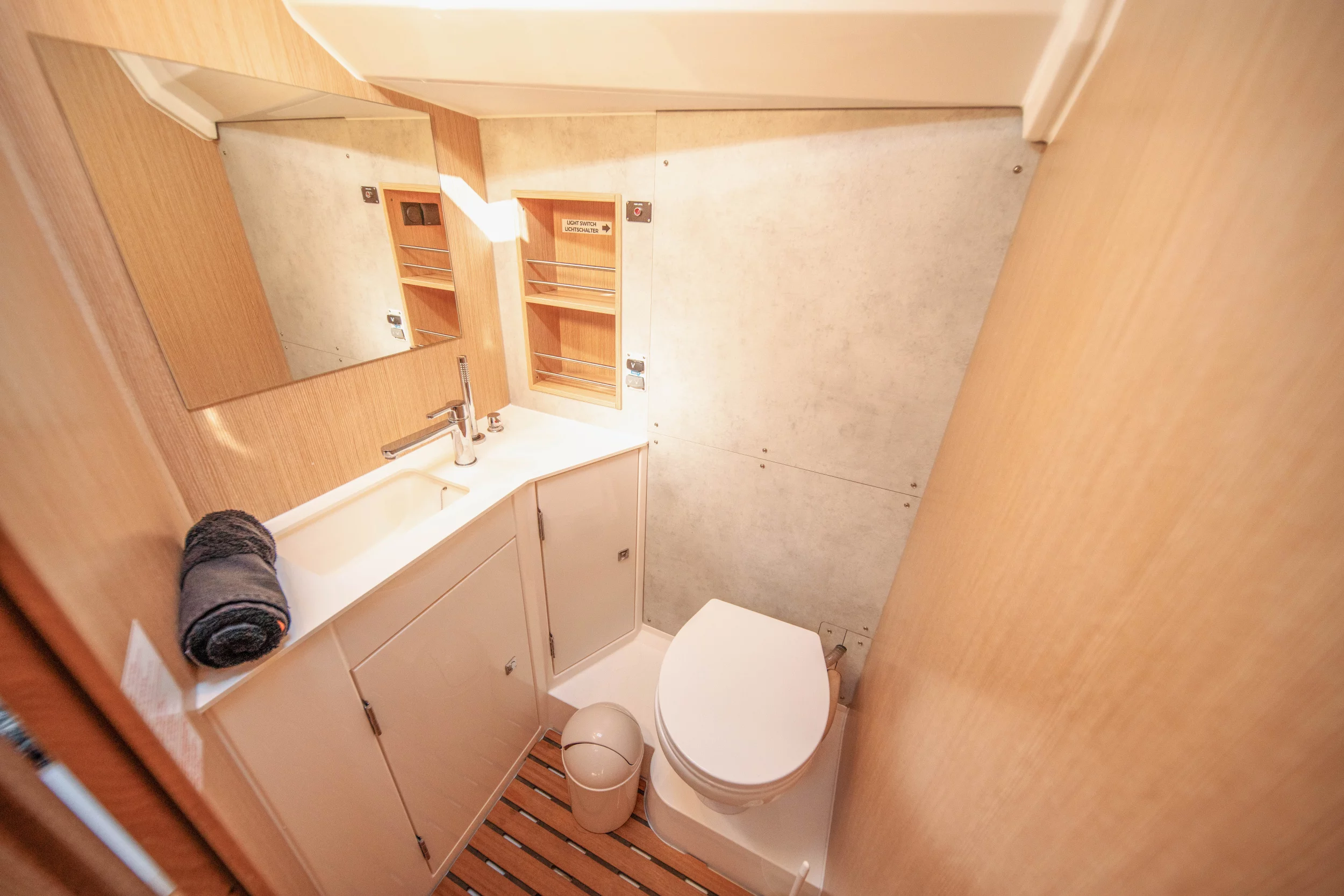 Bavaria C42 (Fiona)  - 1