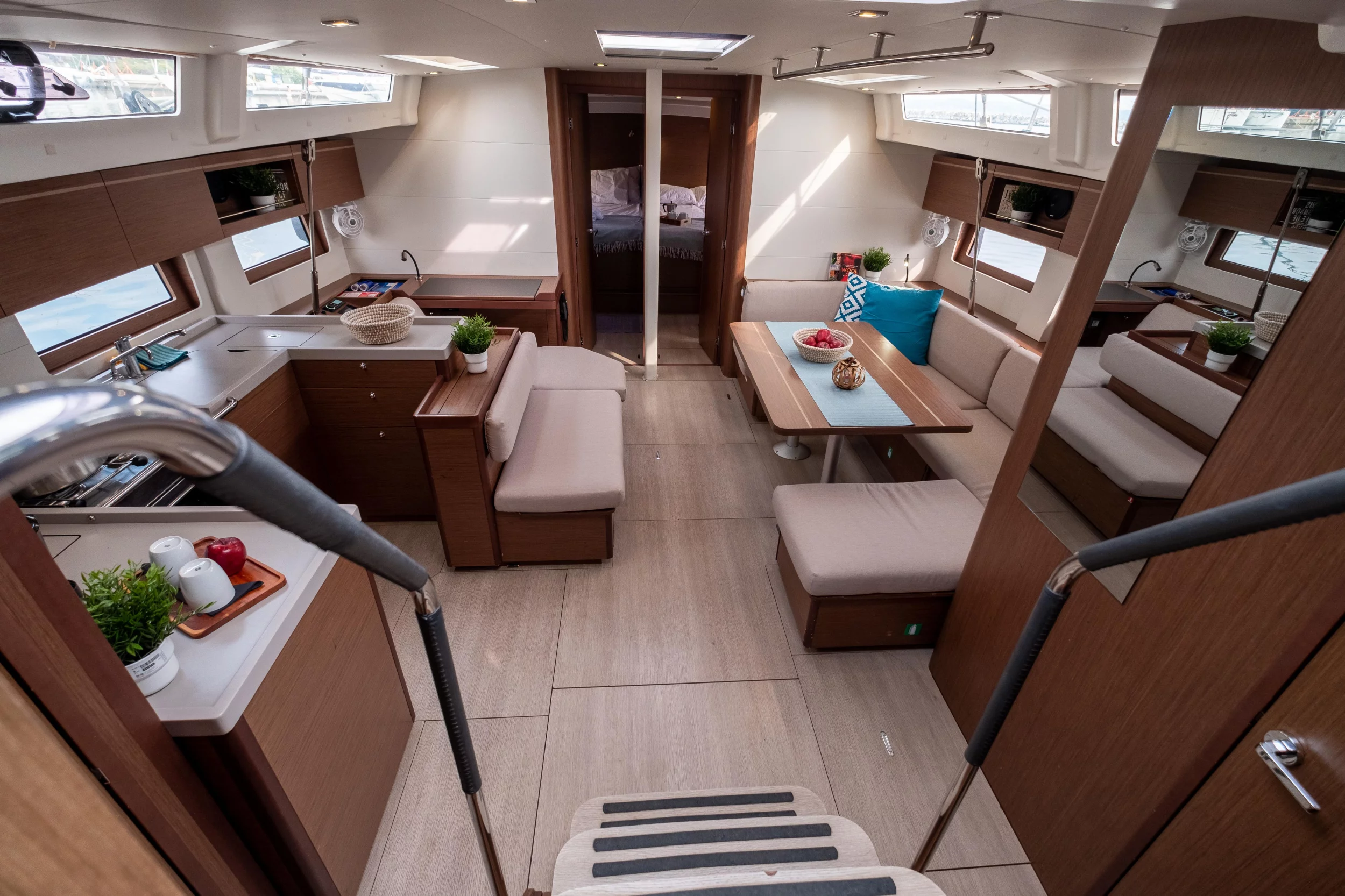 Oceanis 51.1 (Aloha)  - 10
