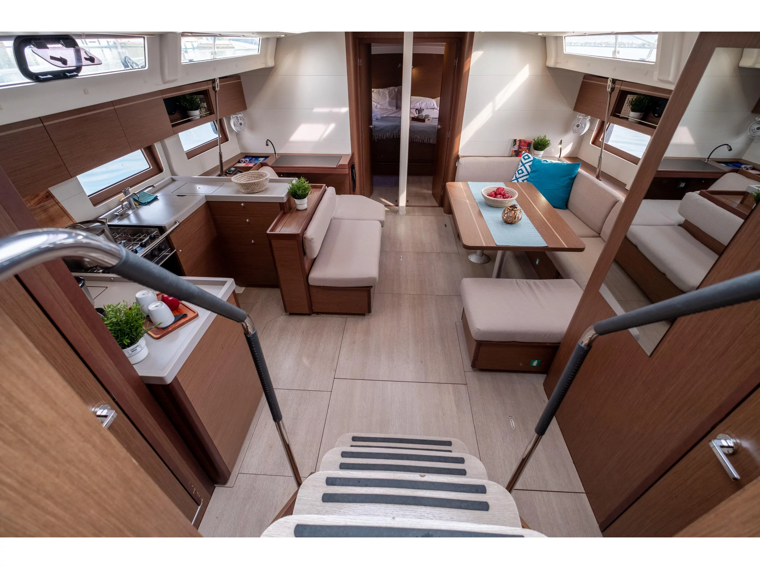 Oceanis 51.1 (Aloha) Interior image - 13
