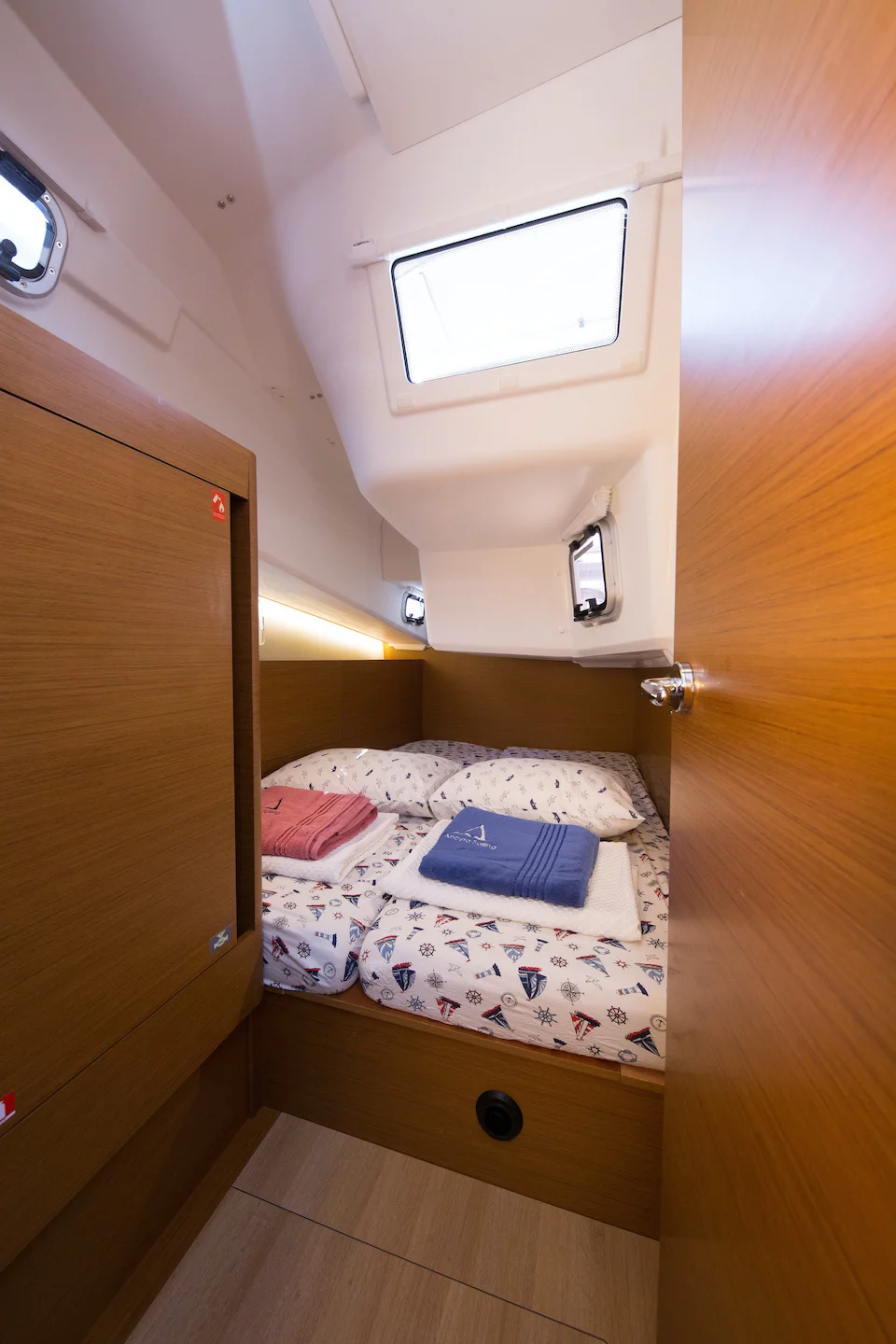Sun Odyssey 410 (Suncity 3)  - 5
