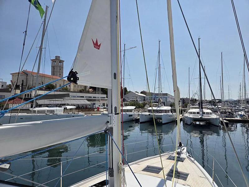 Dufour 44 (Vera) Dufour 44 - 2