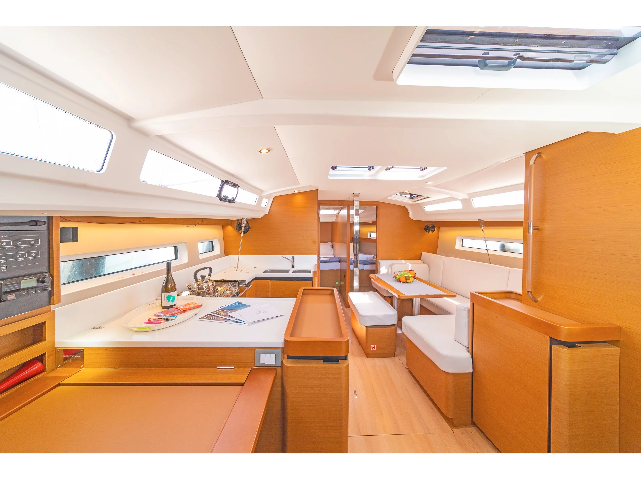Sun Odyssey 440 (Mike Charlie) Interior image - 5