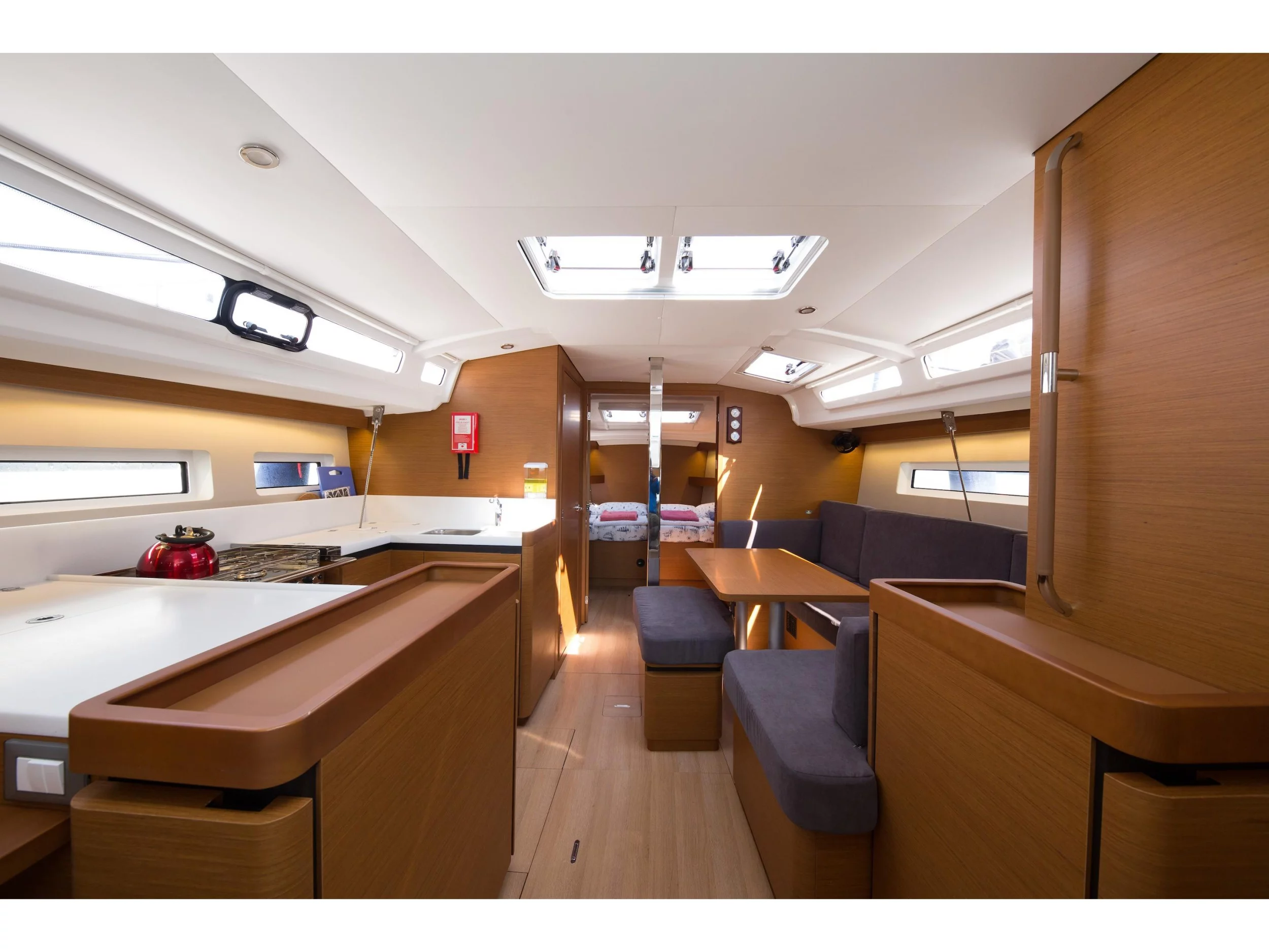 Sun Odyssey 440 (Suncity 4) Interior image - 3