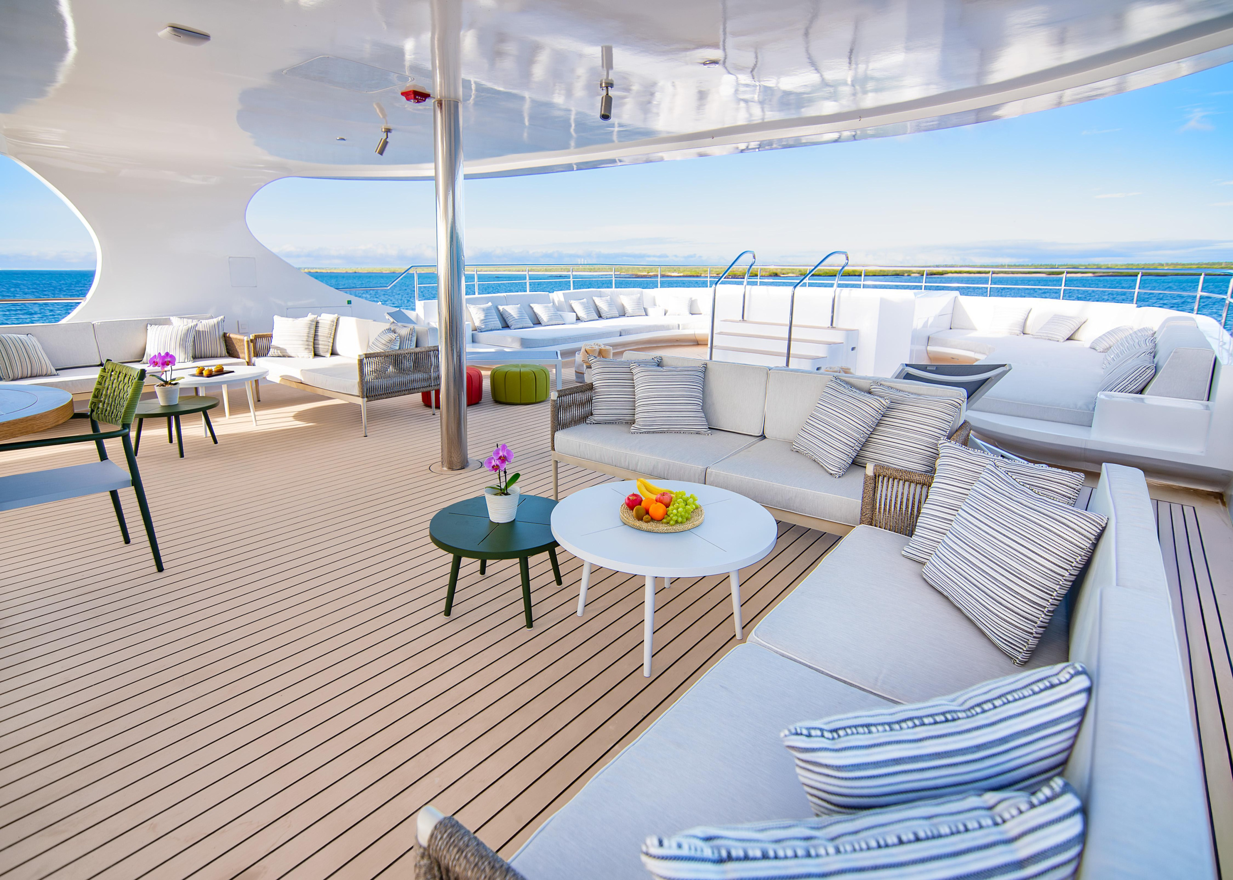 Luxury Motor Yacht - Tribute — photo 6