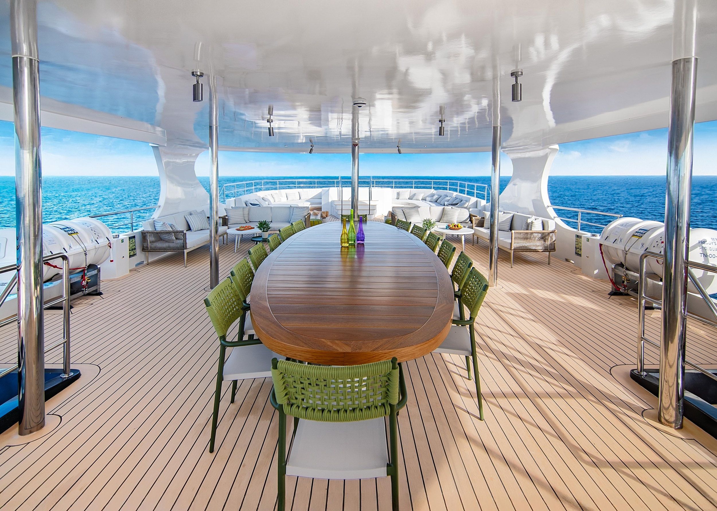 Luxury Motor Yacht - Tribute — photo 9